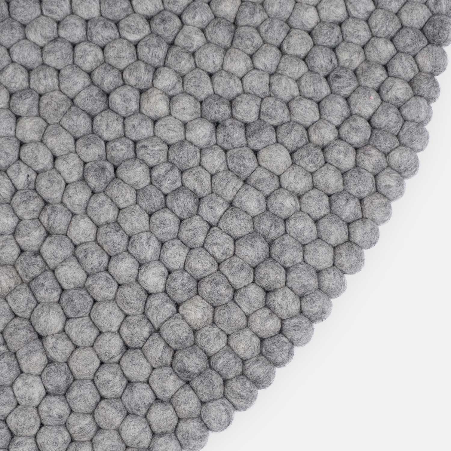 myfelt carl detail filzkugelteppich 51899