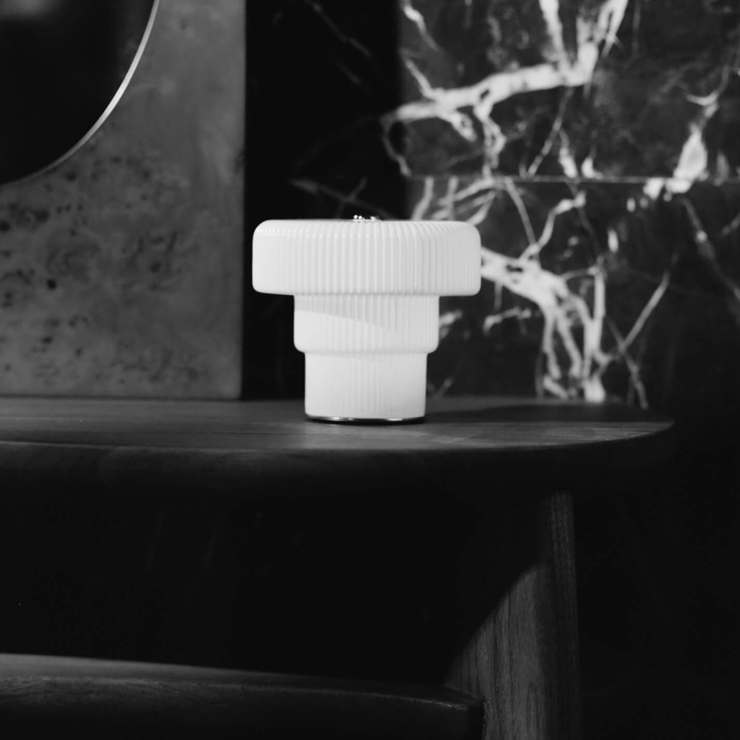 Ferm Living - Ripple portable Lampe H16,5 weiß