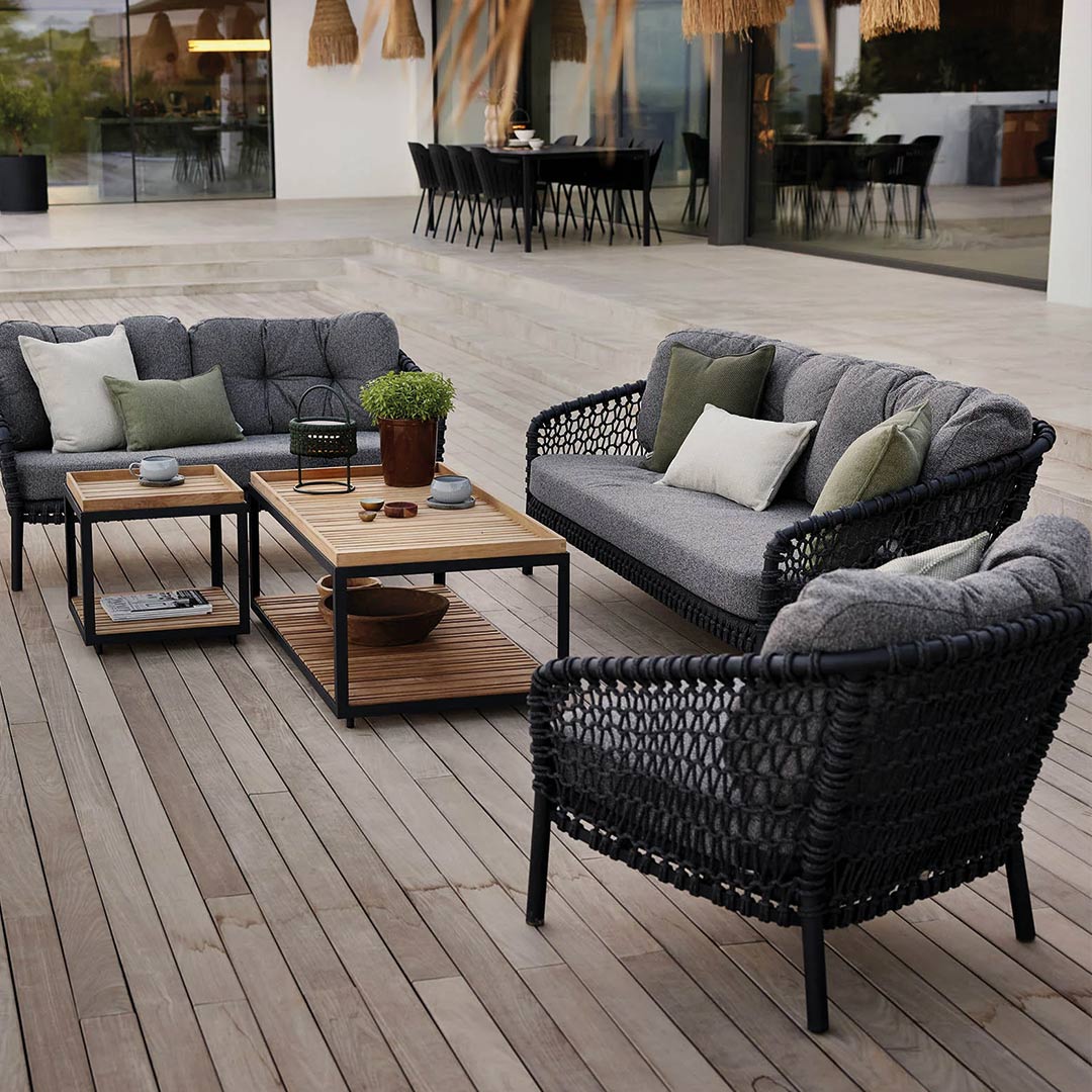 cane line ocean 2 sitzer sofa terrasse dark grey ambiente 89316