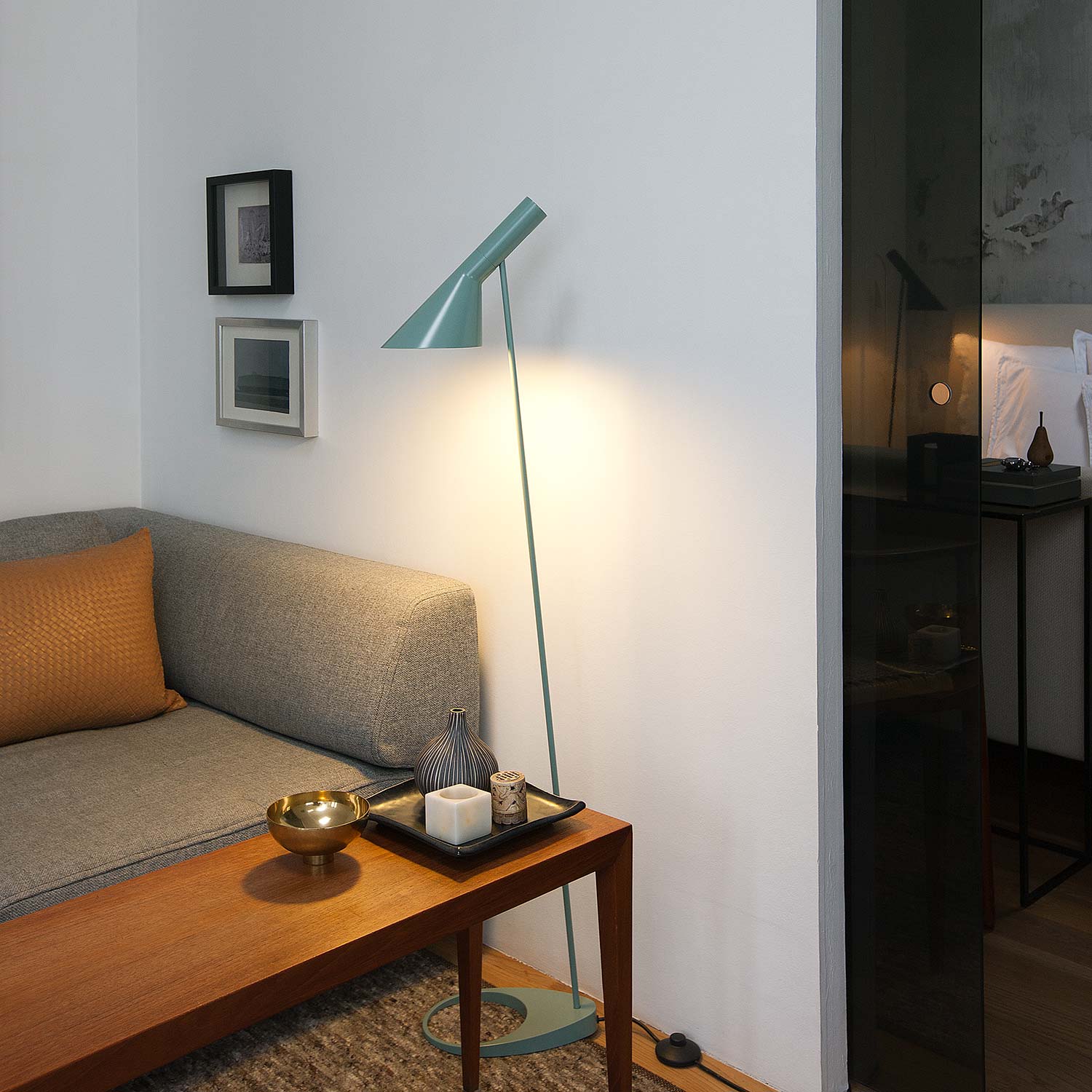 Louis Poulsen AJ Stehlampe 106025