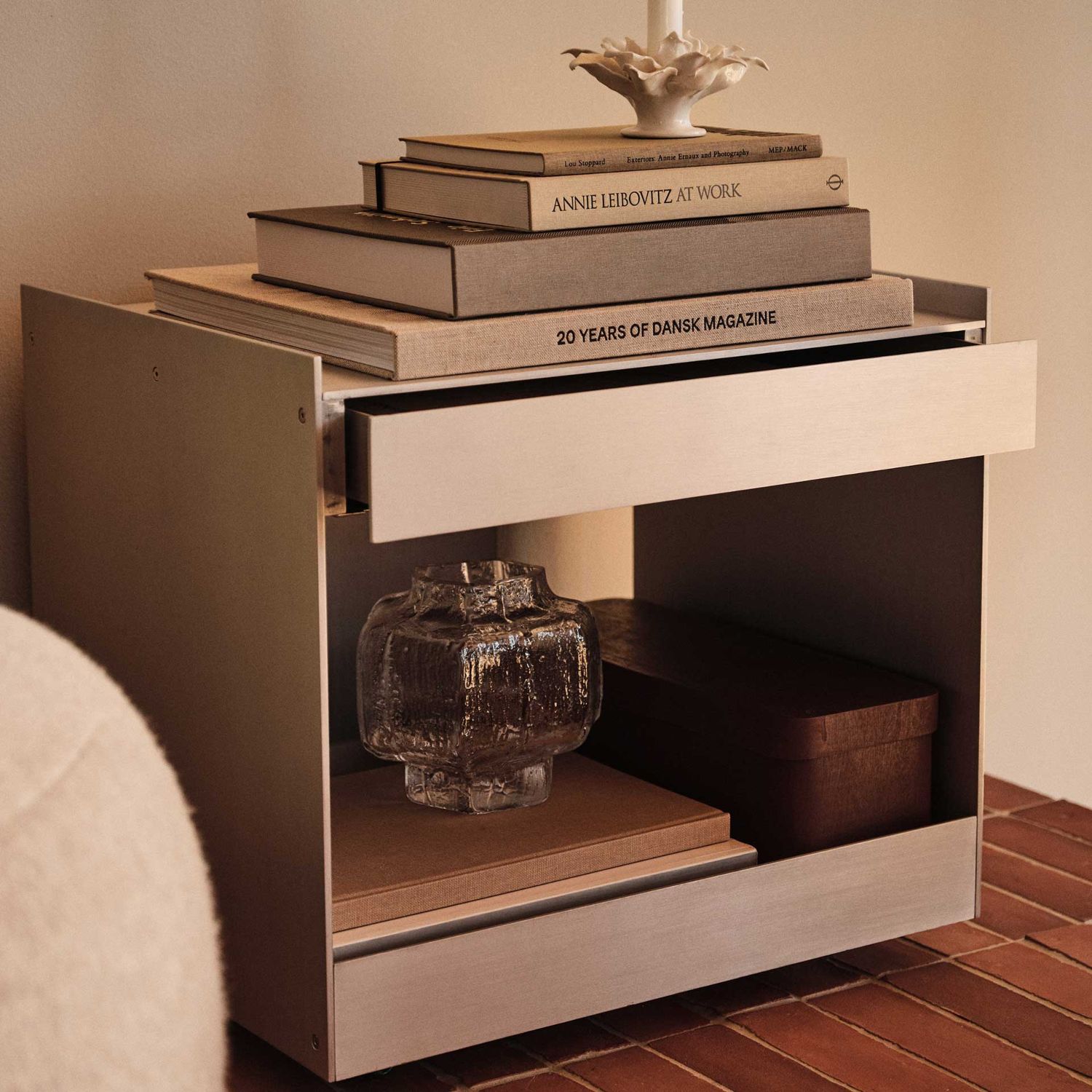 Ferm Living - Lager Trolley mit Schublade