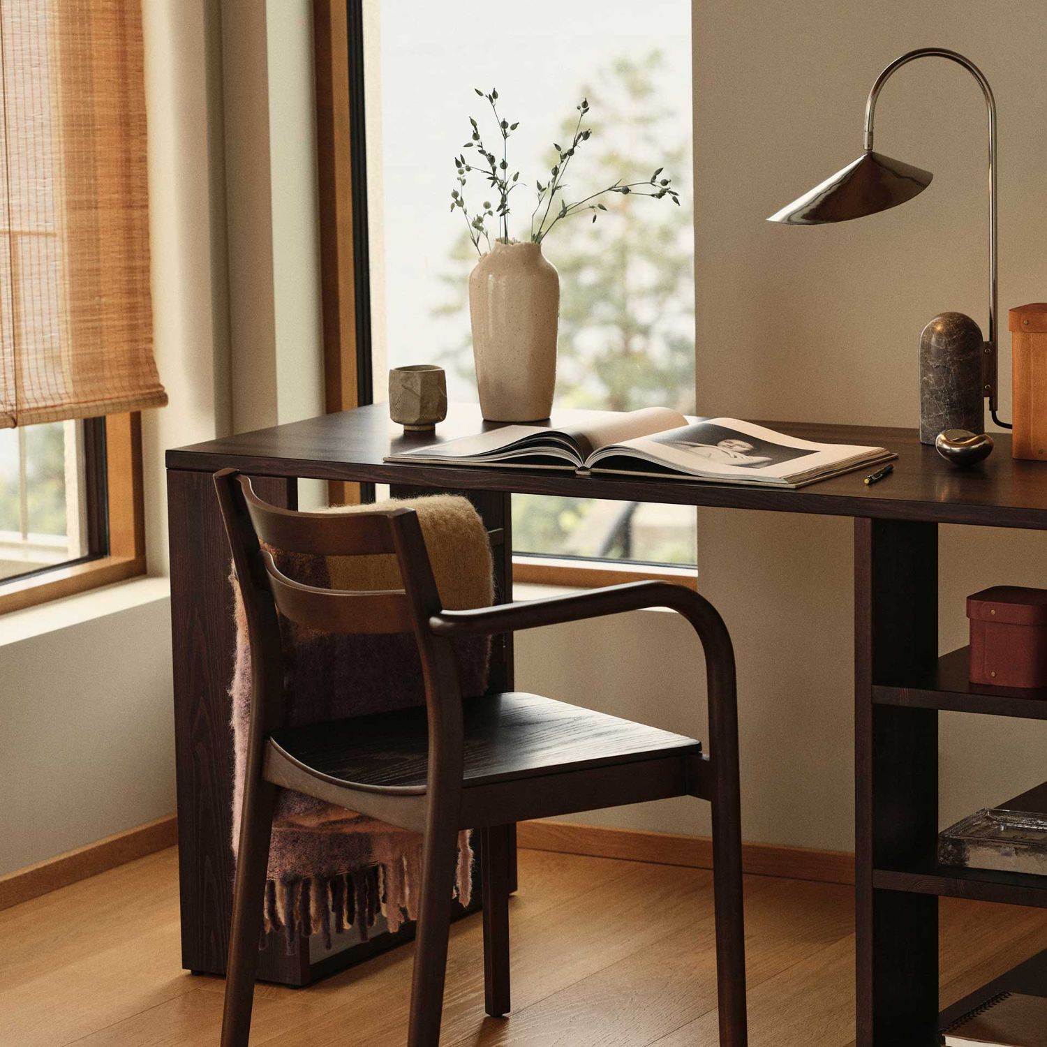 Ferm Living- Arum Tischleuchte edelstahl