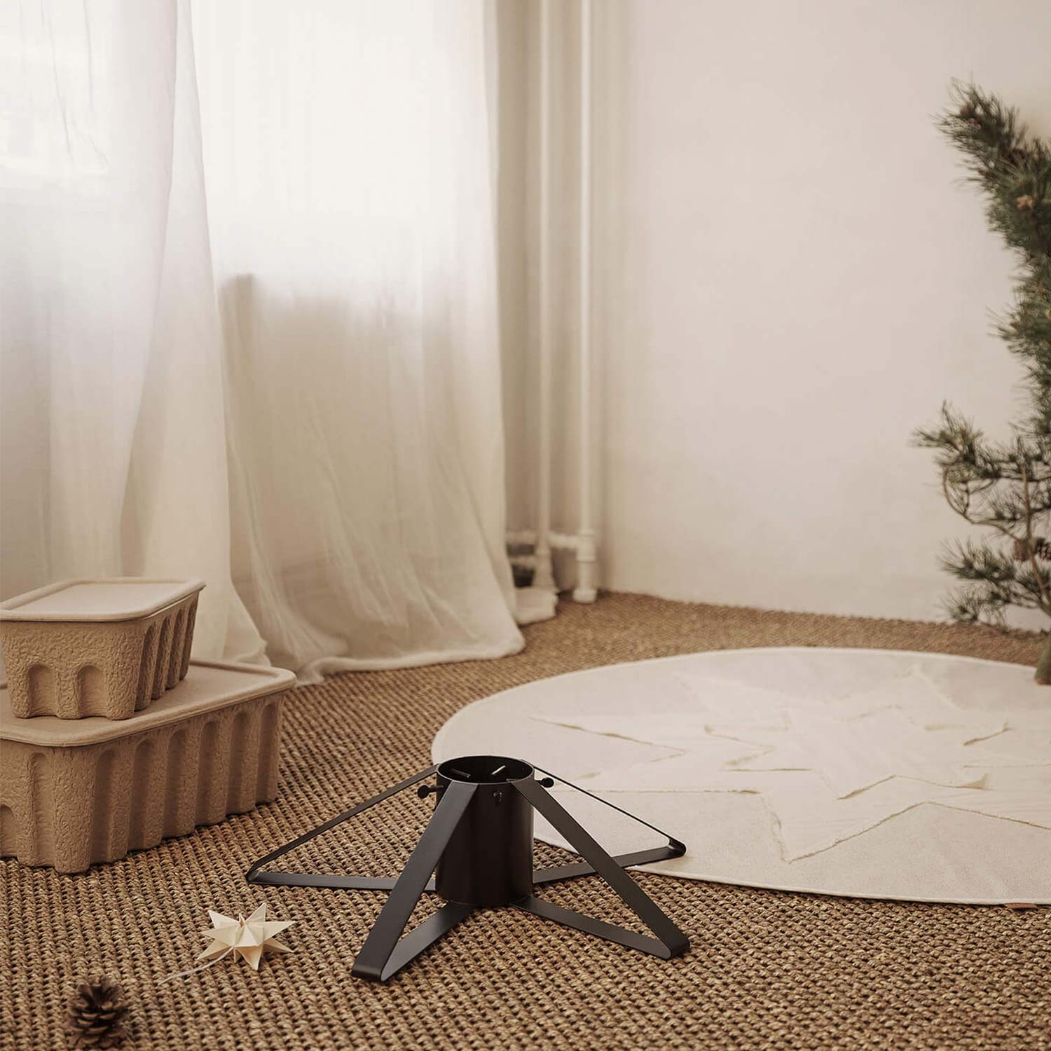 Ferm Living - Vela Weihnachtsbaum-Teppich
