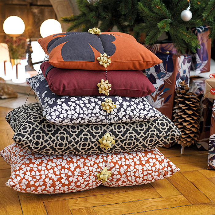 kissen lorette 68X44 lakritze fermob 77850