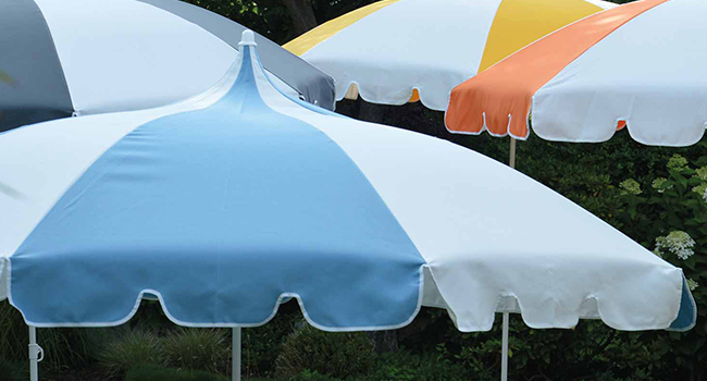 Jan Kurtz Sonnenschirme Pagoda Sonnenschirm im Garten