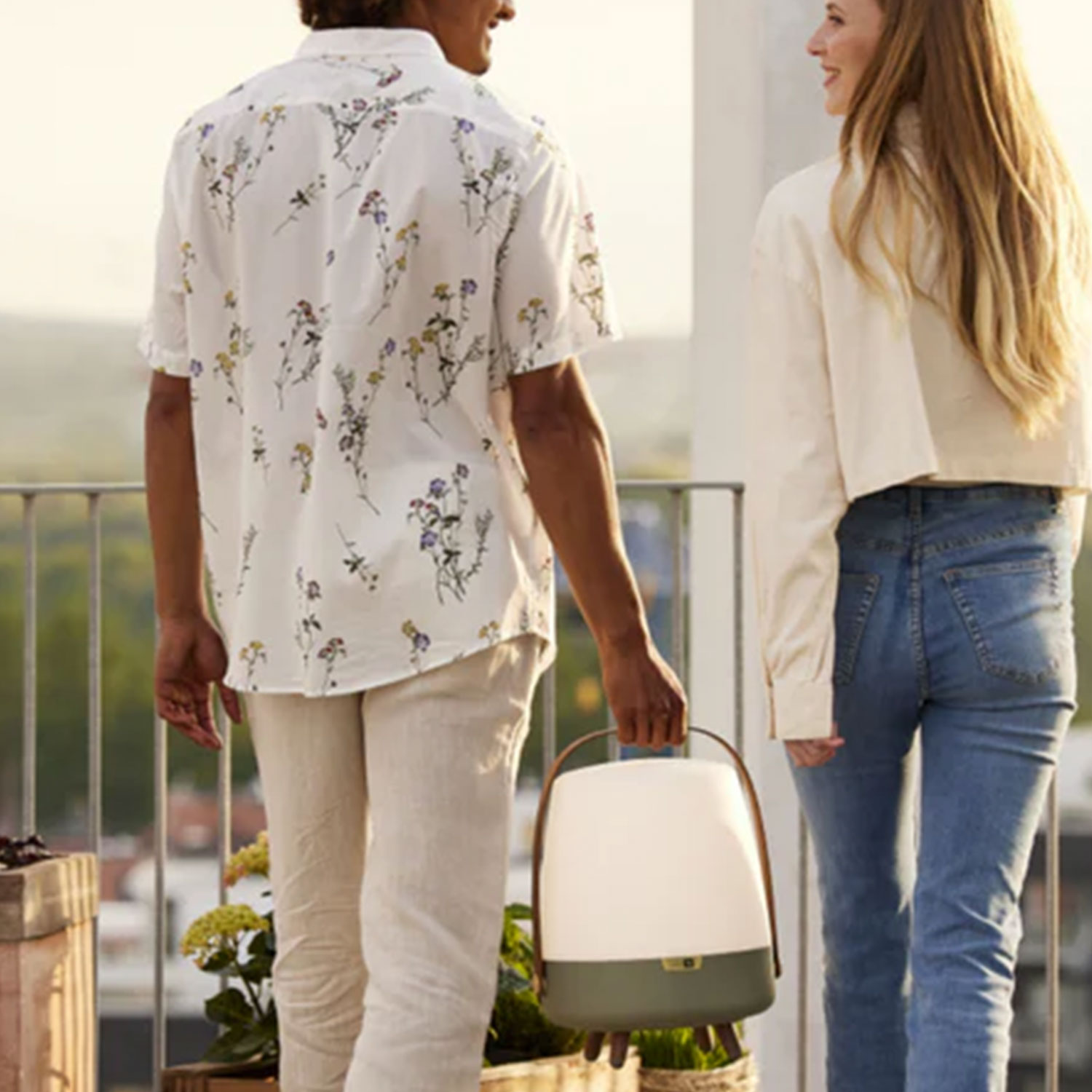 Kooduu - Lite-up Play Lautsprecherlampe sand