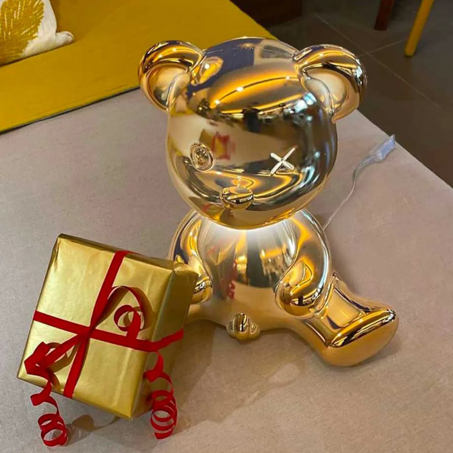 Qeeboo - Teddy Boy Leuchte Metal Finish mit Kabel gold