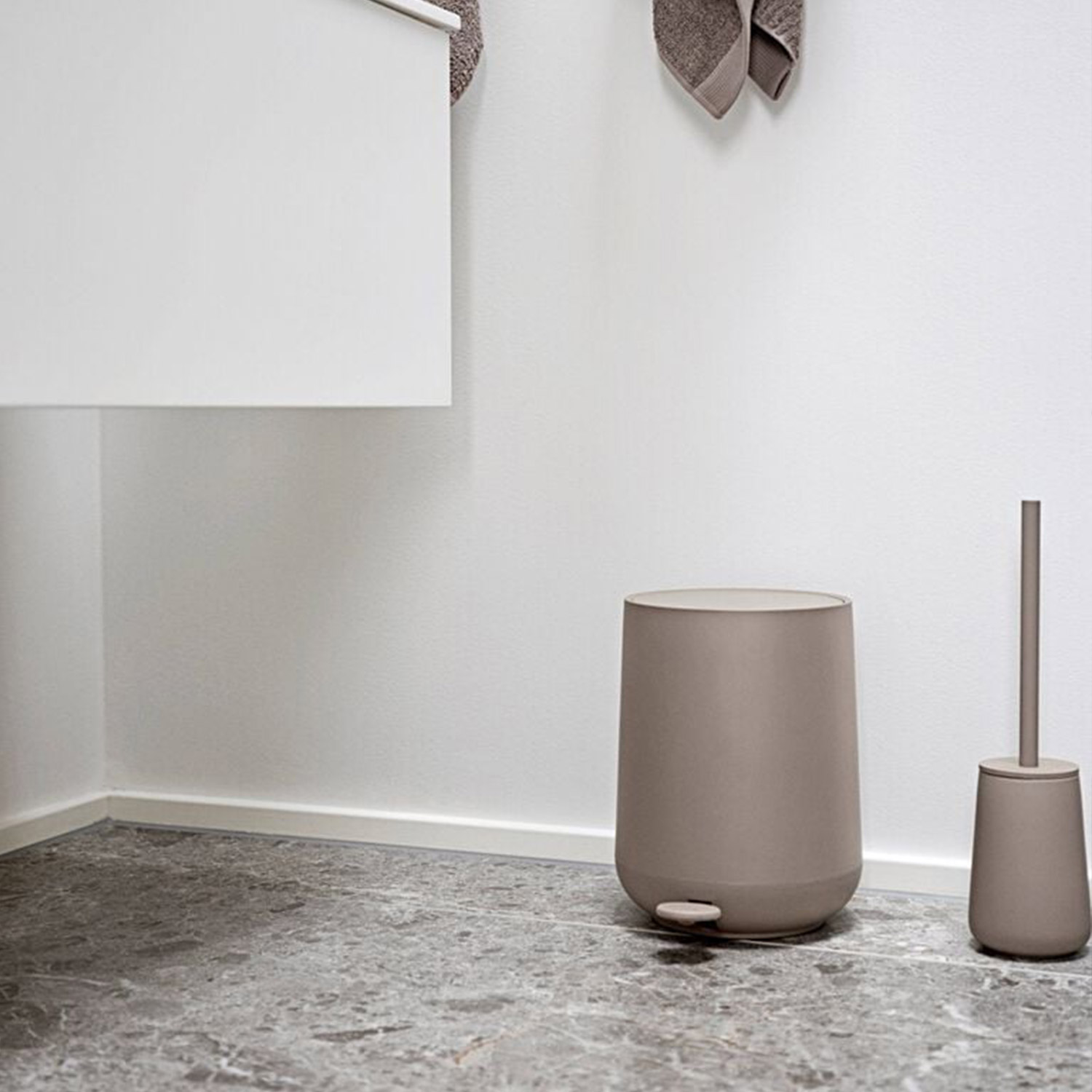 Zone Denmark Nova One Pedaleimer 3 Liter Ambiente 5 105039