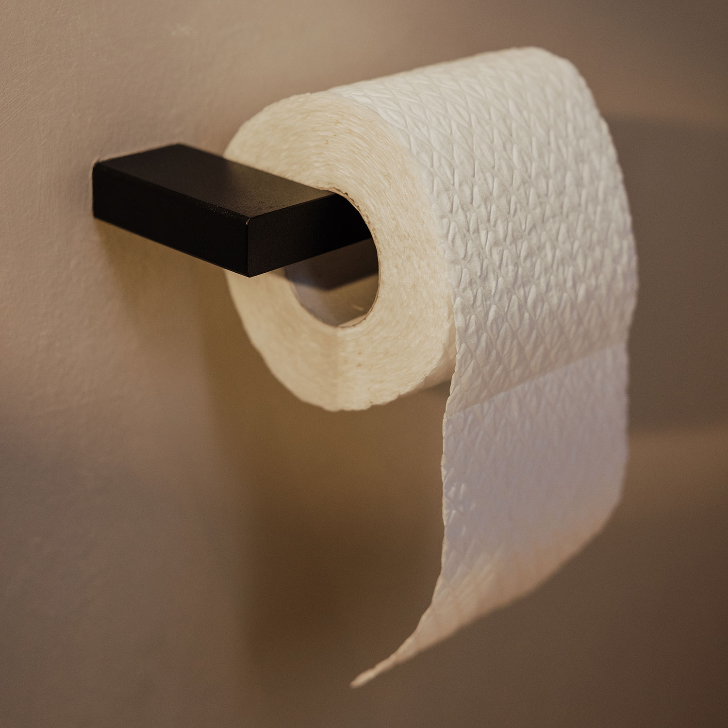 metallbude tuali toilettenpapierhalter schwarz wand 96781