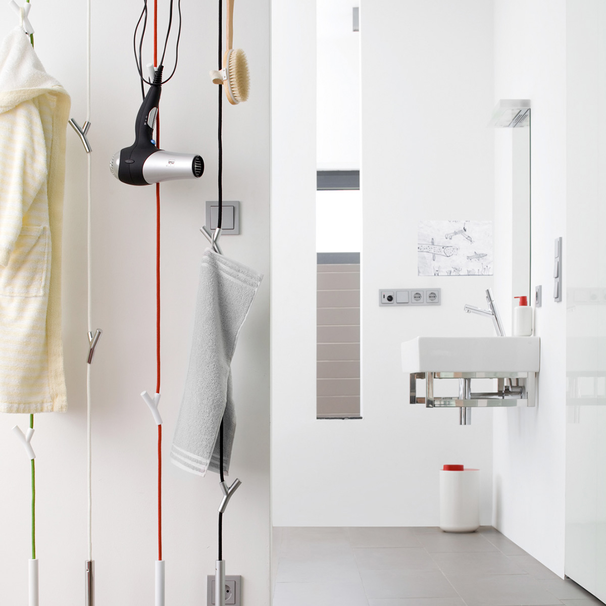 AUTHENTICS- Wardrope Garderobe weiß / weiß