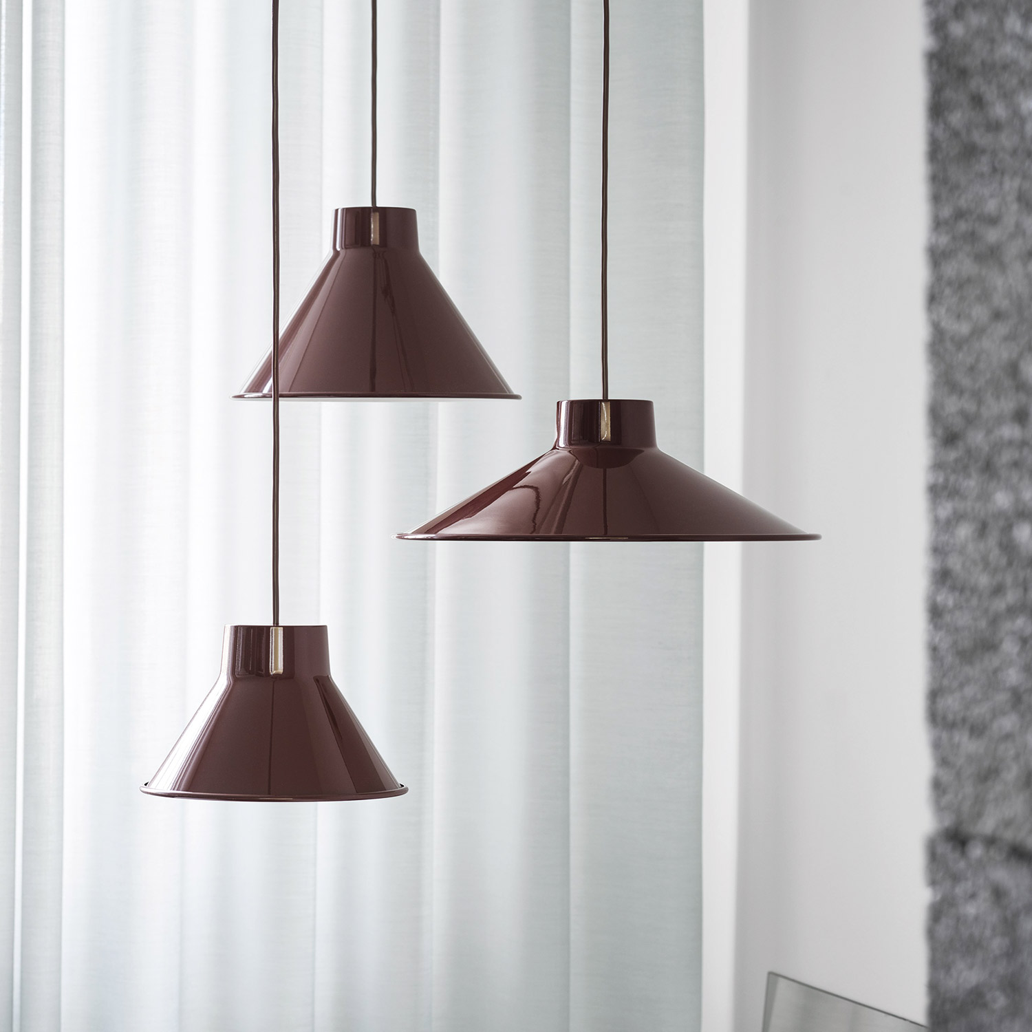 muuto top pendant leuchte ambiente rot 84693