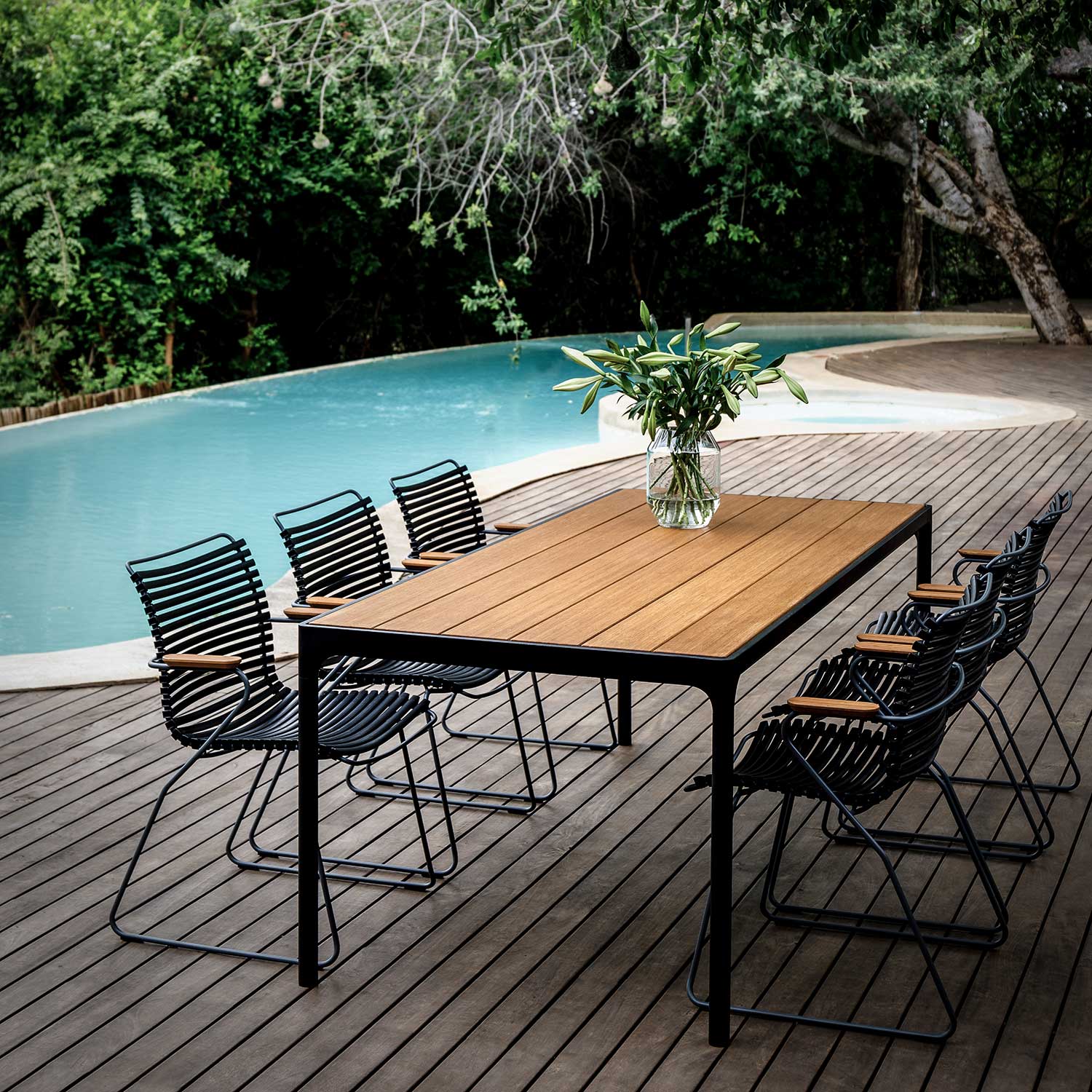 tisch four houe 92622