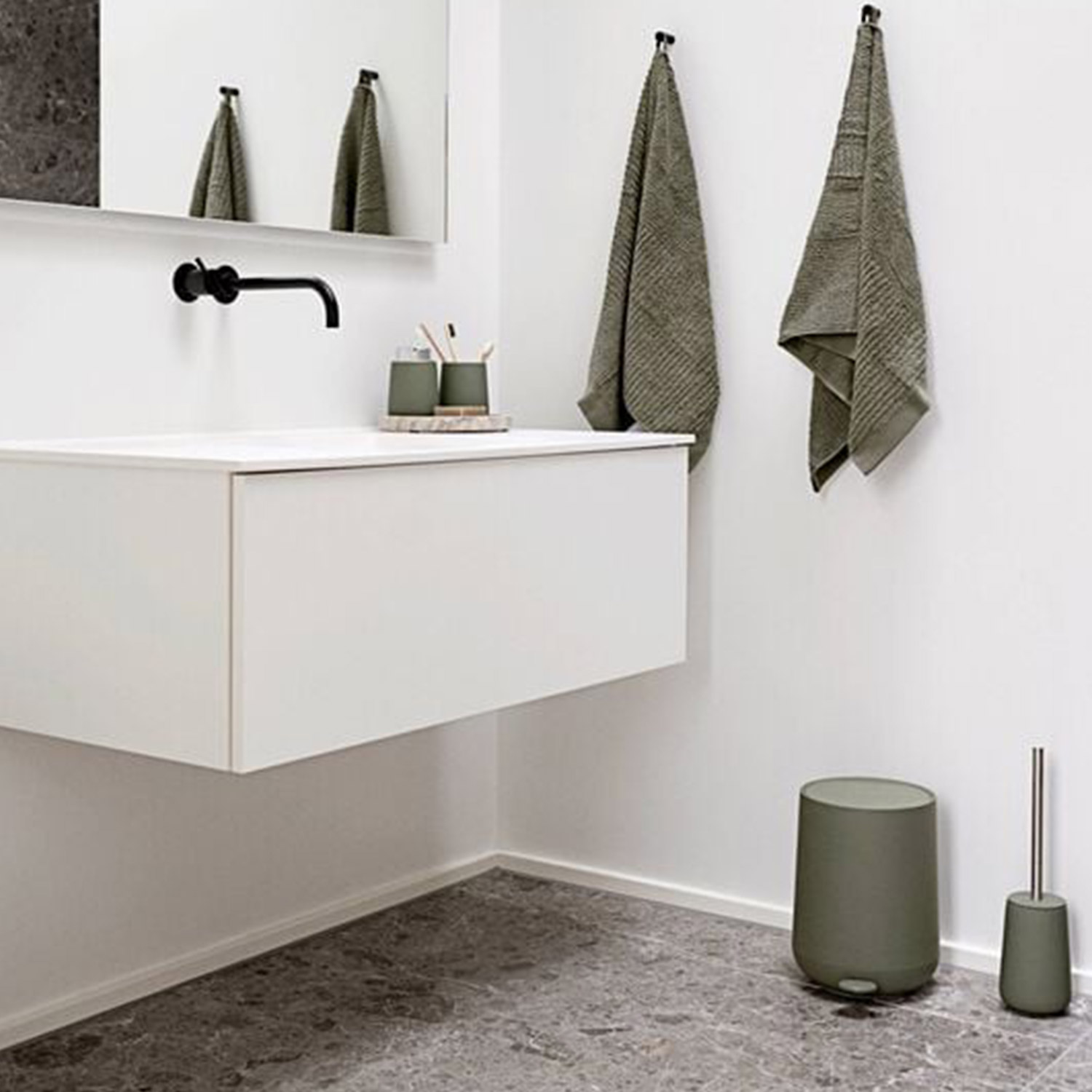 Zone Denmark Nova Toilettenbuerste Ambiente 2 105358