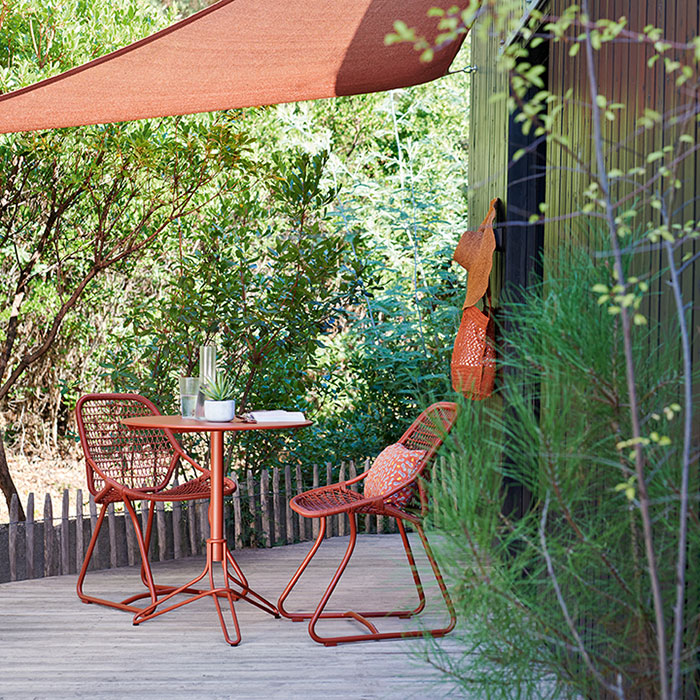 fermob sixties stuhl ockerrot terrasse 64782