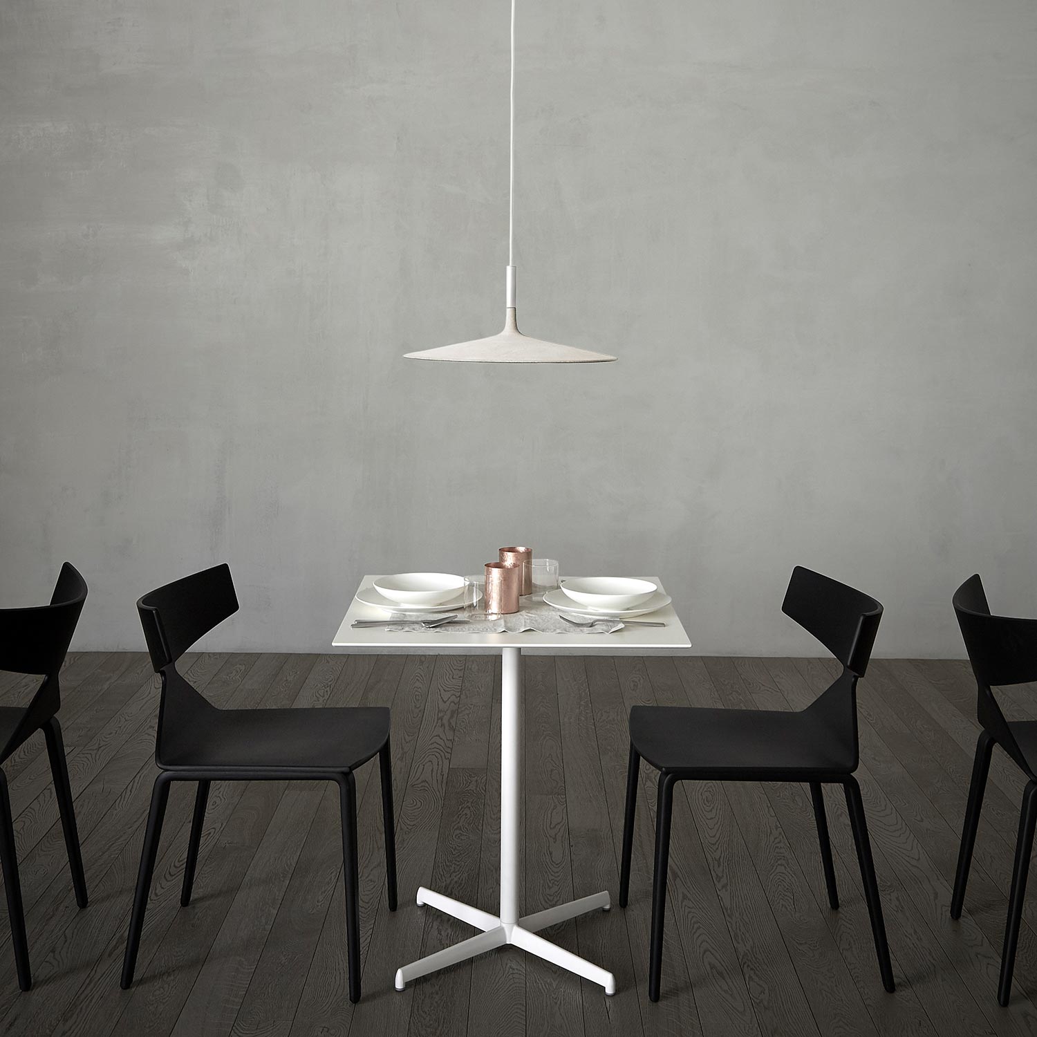 aplomb large weiss foscarini 63489