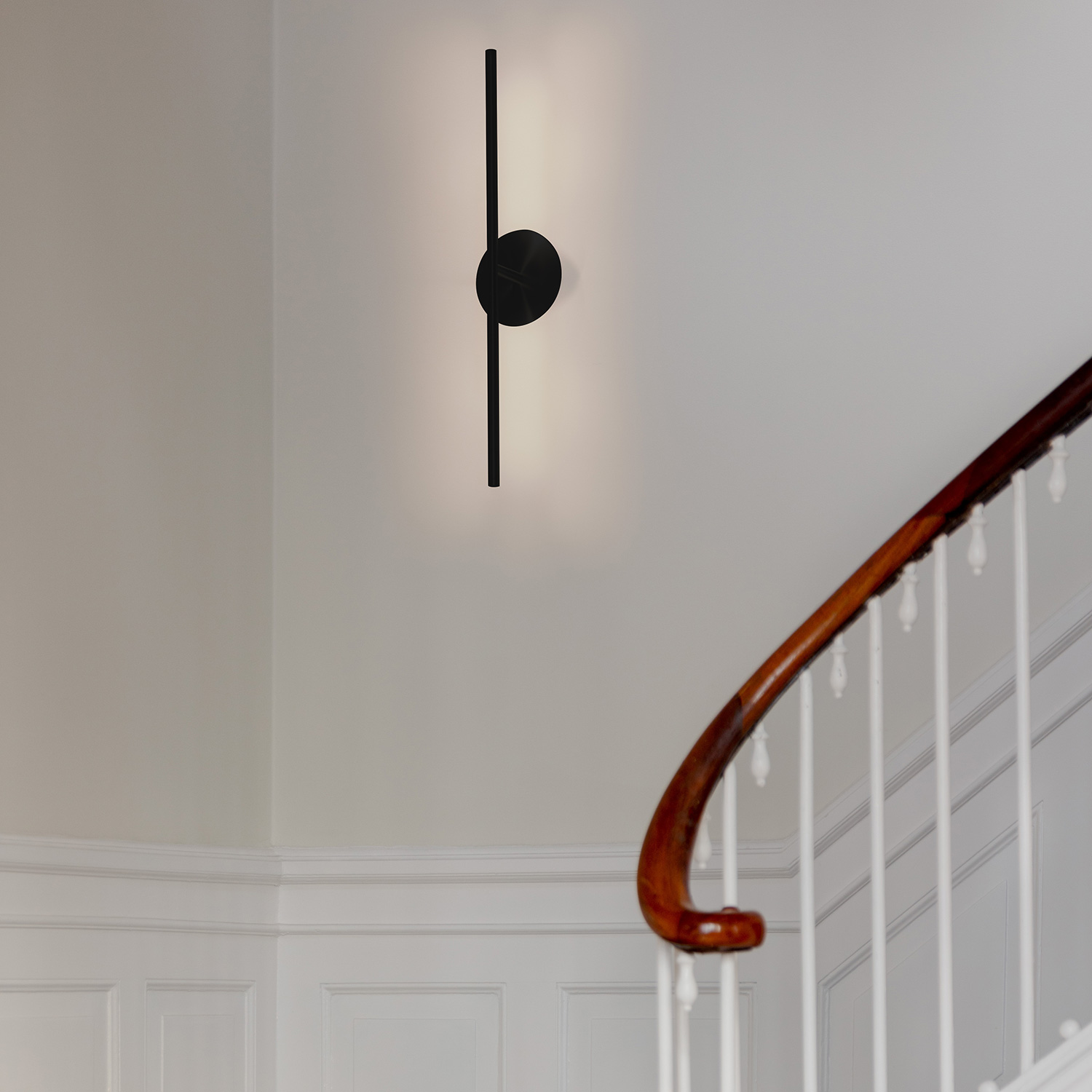 UMAGE Omni Wandlampe schwarz flur 106516