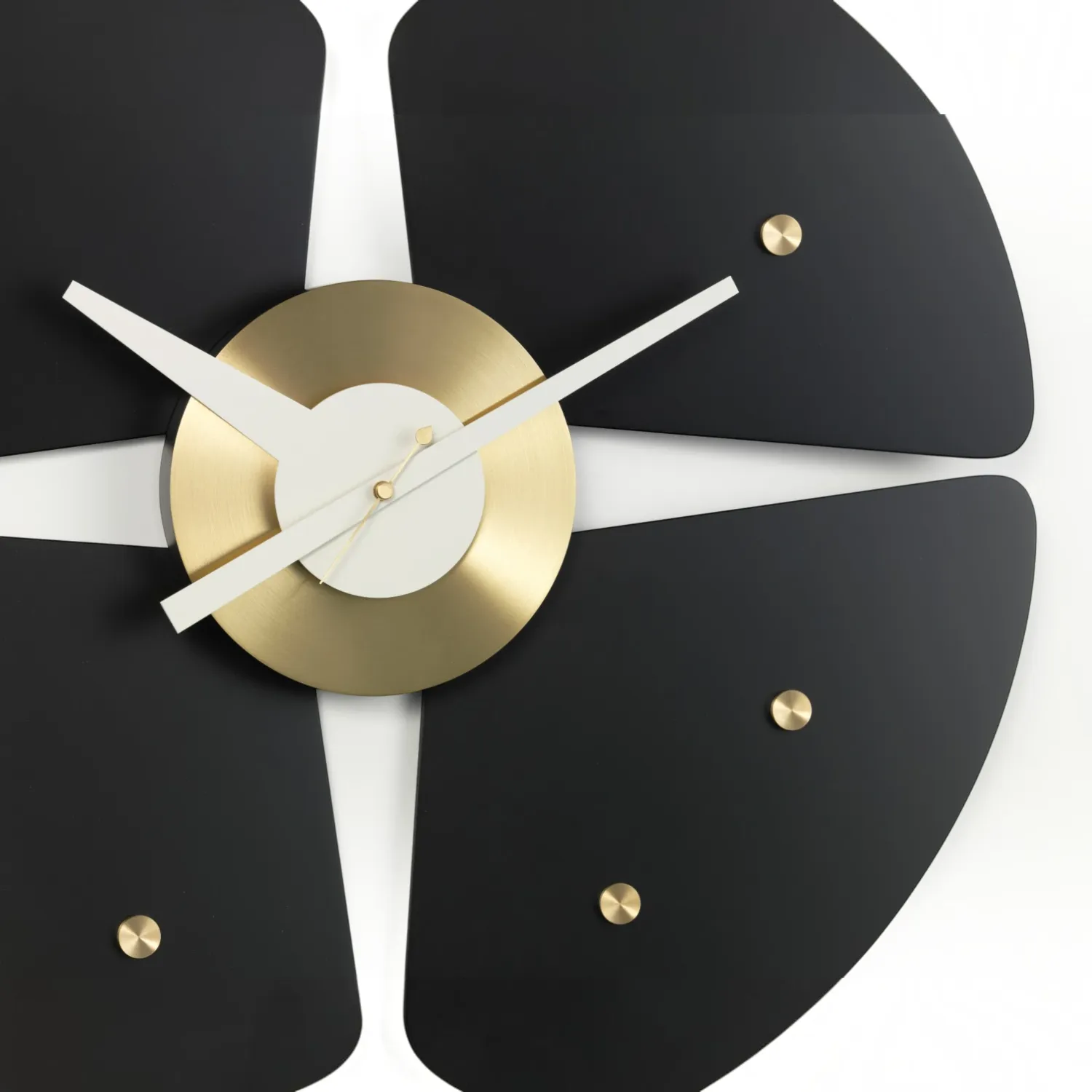 Vitra - Petal Clock Wanduhr