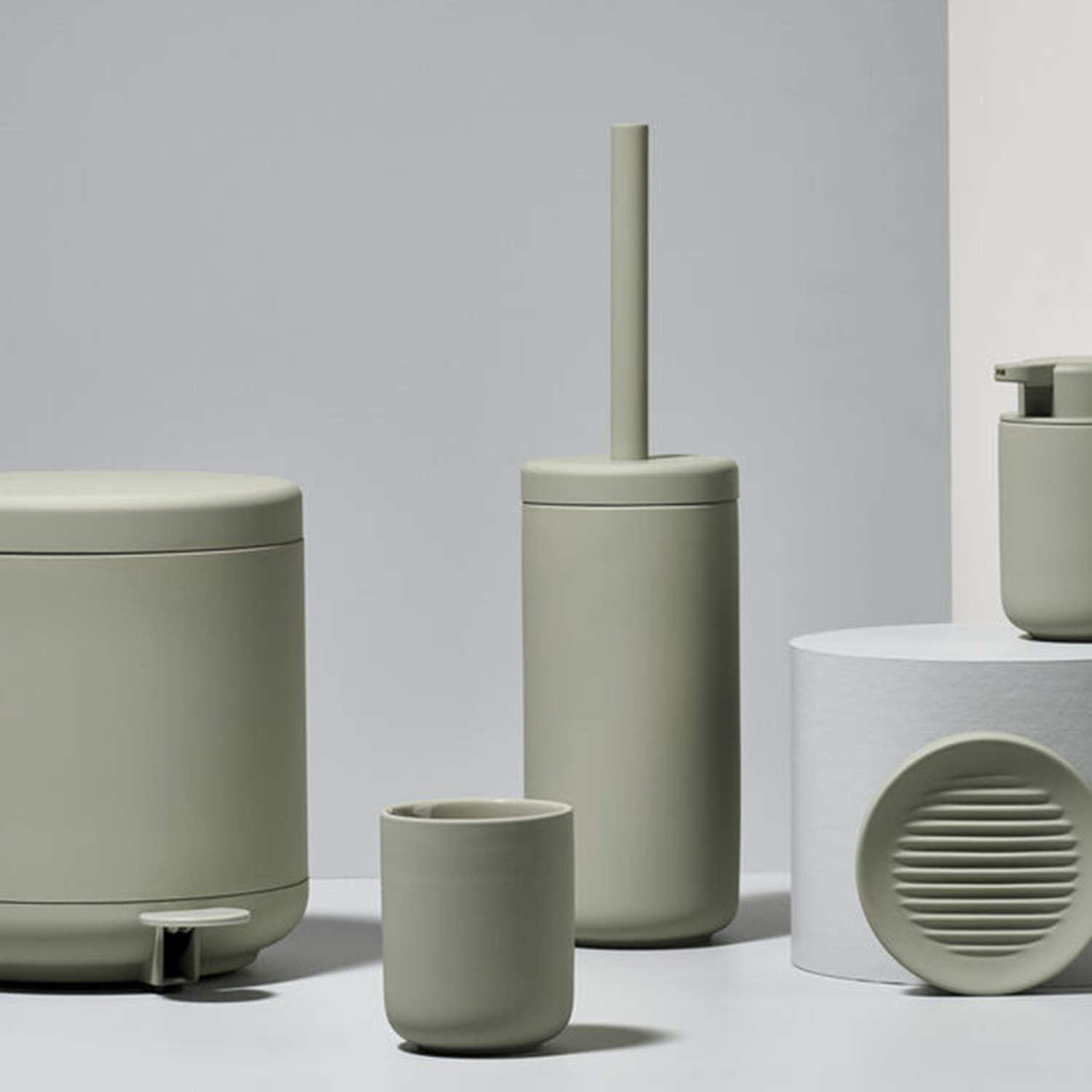 Zone Denmark Ume Toilettenbuerste Ambiente 8 105216