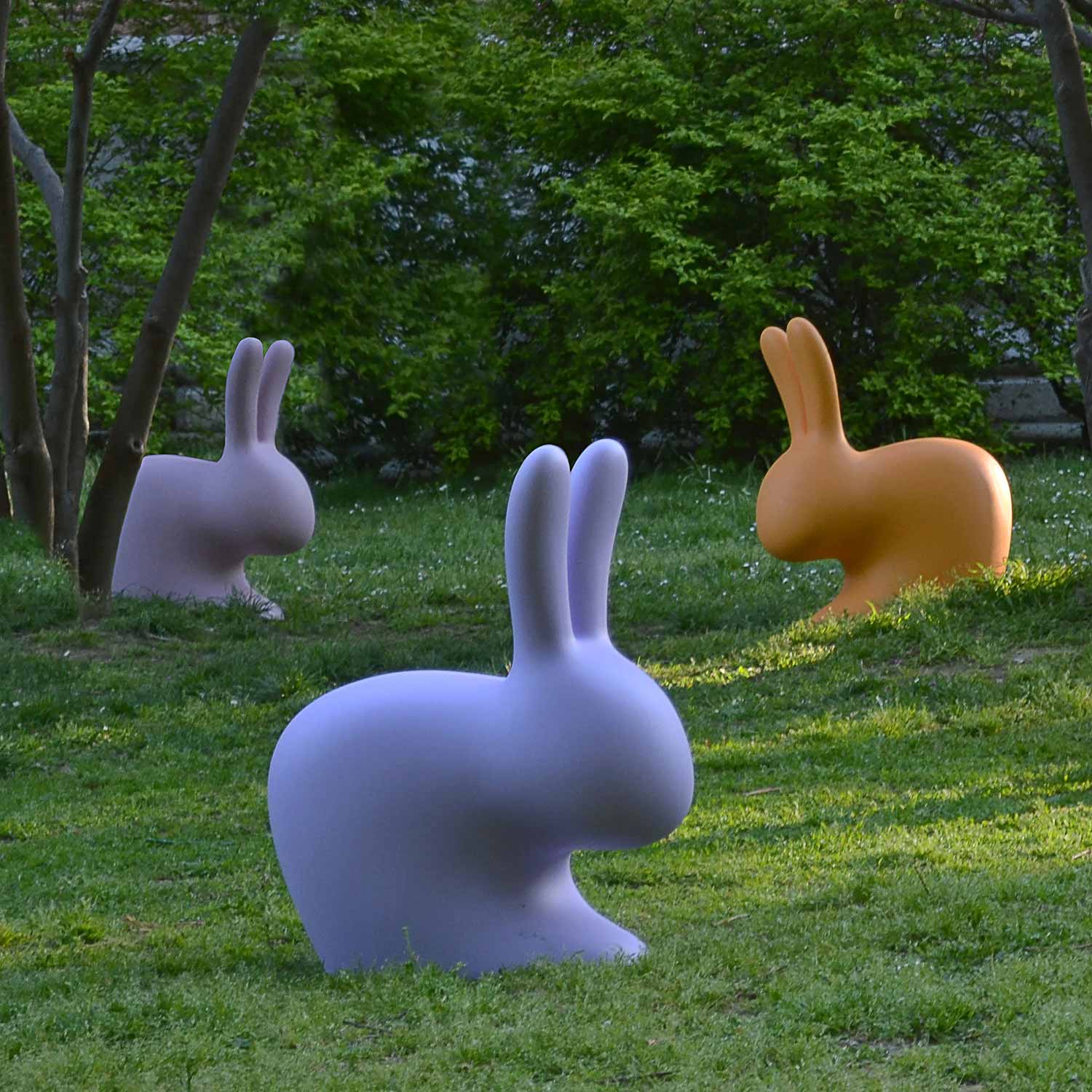 qeeboo rabbit stuhl baby violett garten 97567