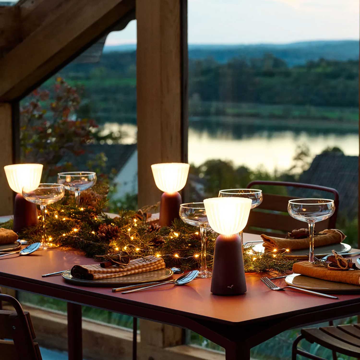 Fermob - Swiing Lampe Schwarzkirsche