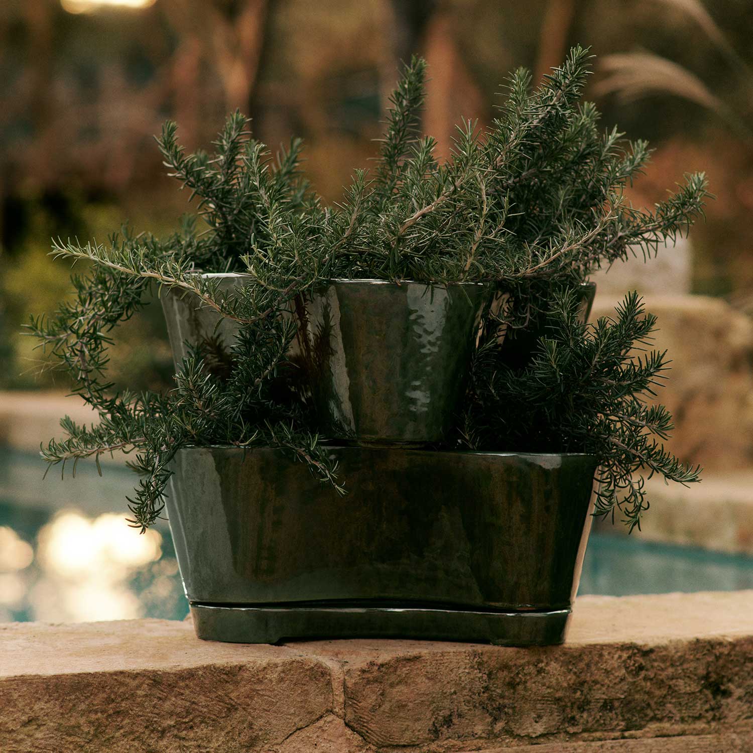 Ferm Living - Gemi Pflanzgefäße stapelbar moss green