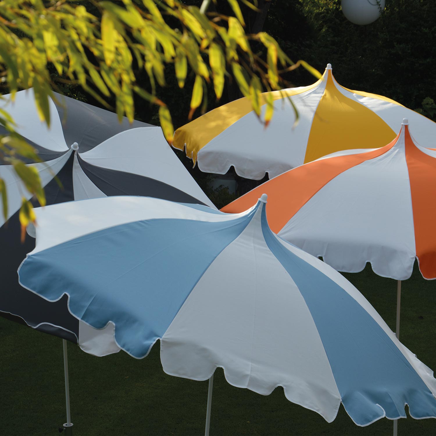 jan kurtz pagoda sonnenschirm zweifarbig ambiente 87610