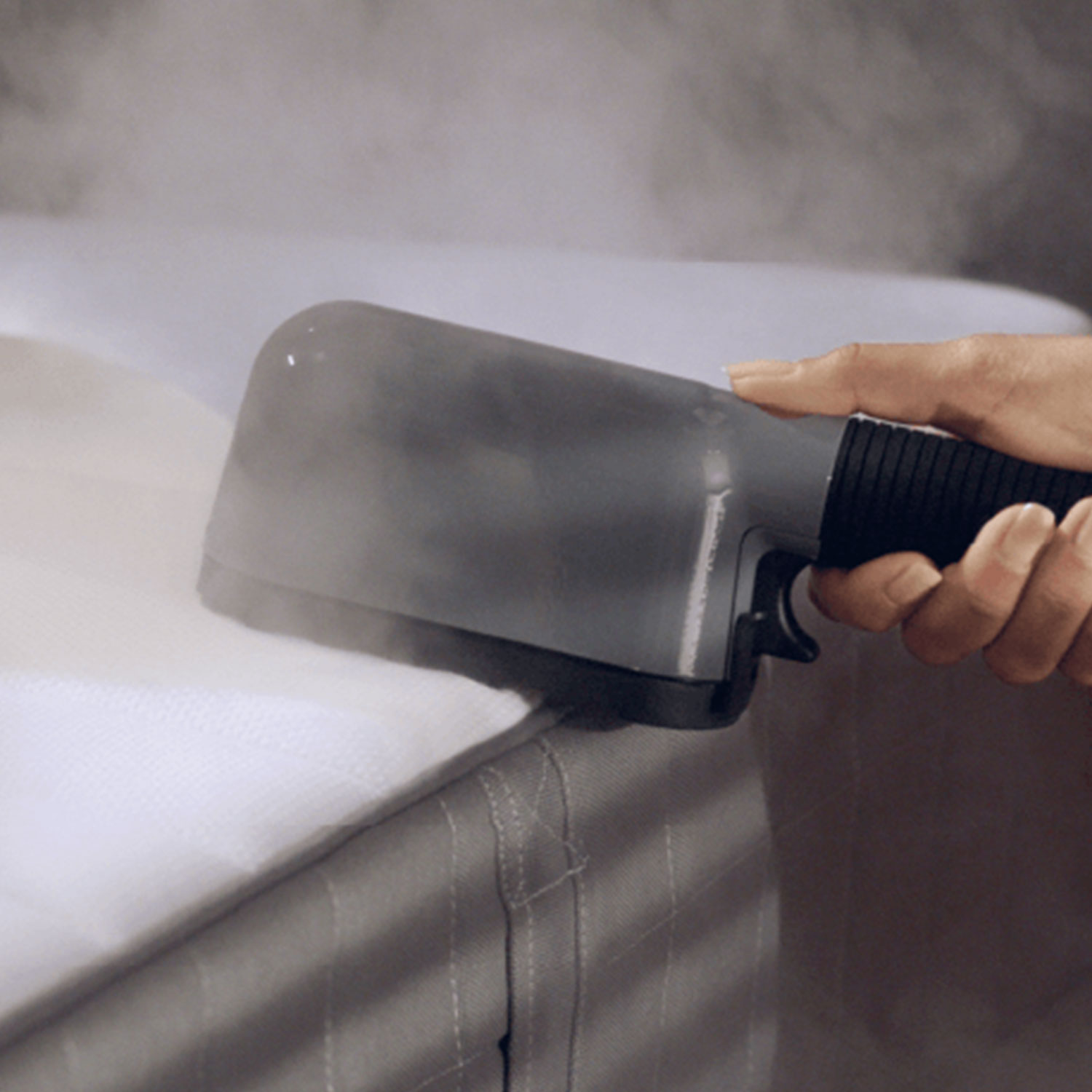 Laurastar Izzi Steamer Cart Bundle Anwendung 104686