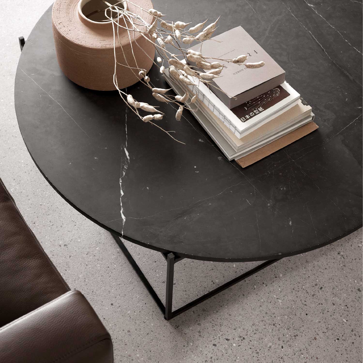 schwarz circle beistelltisch wendelbo 94070