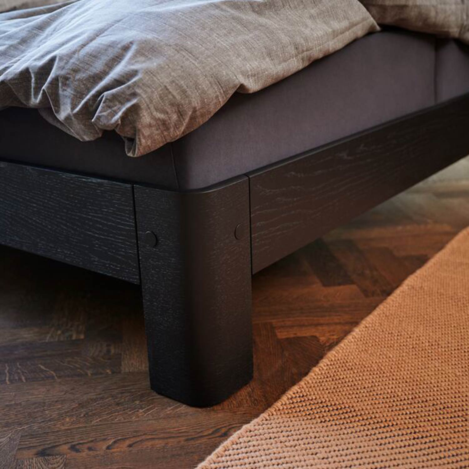 Auping - Auronde Bett midnight black oak 180 x 200 cm