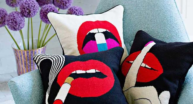 Jonathan Adler Kissen Lips Needlepoint verschiedene Ausführungen