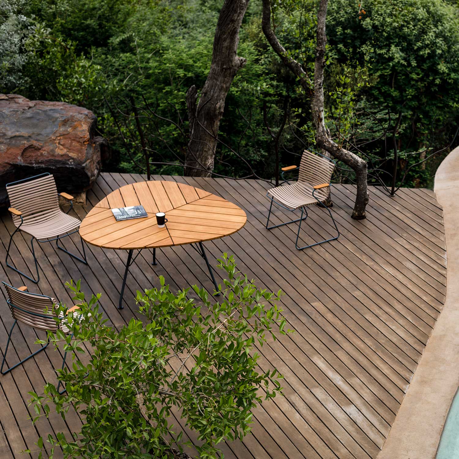 tisch houe leaf outdoor 92726