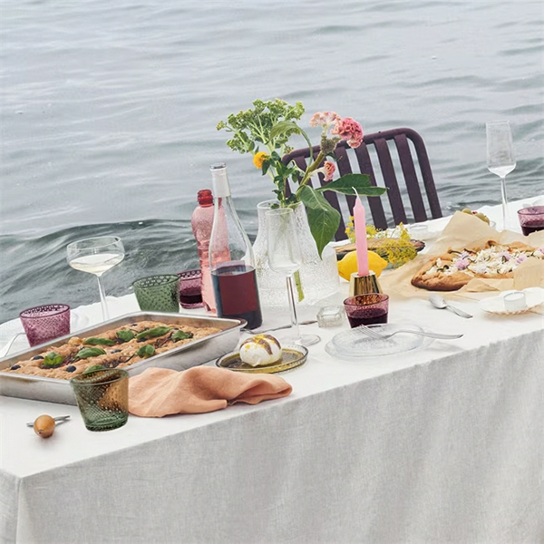 iittala essence cocktailschale auf tisch 103369