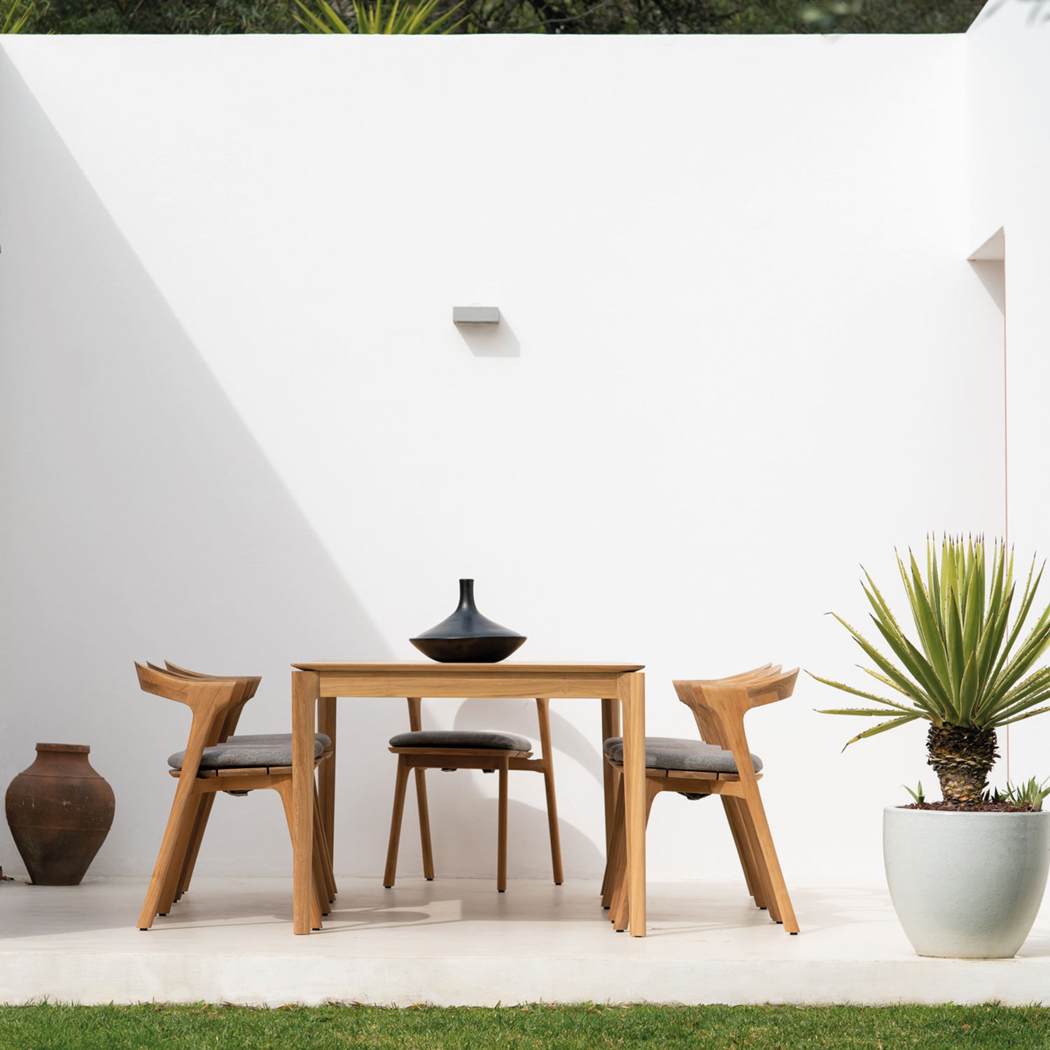 ethnicraft bok stuhl fuer draussen vierertisch ambiente 84279