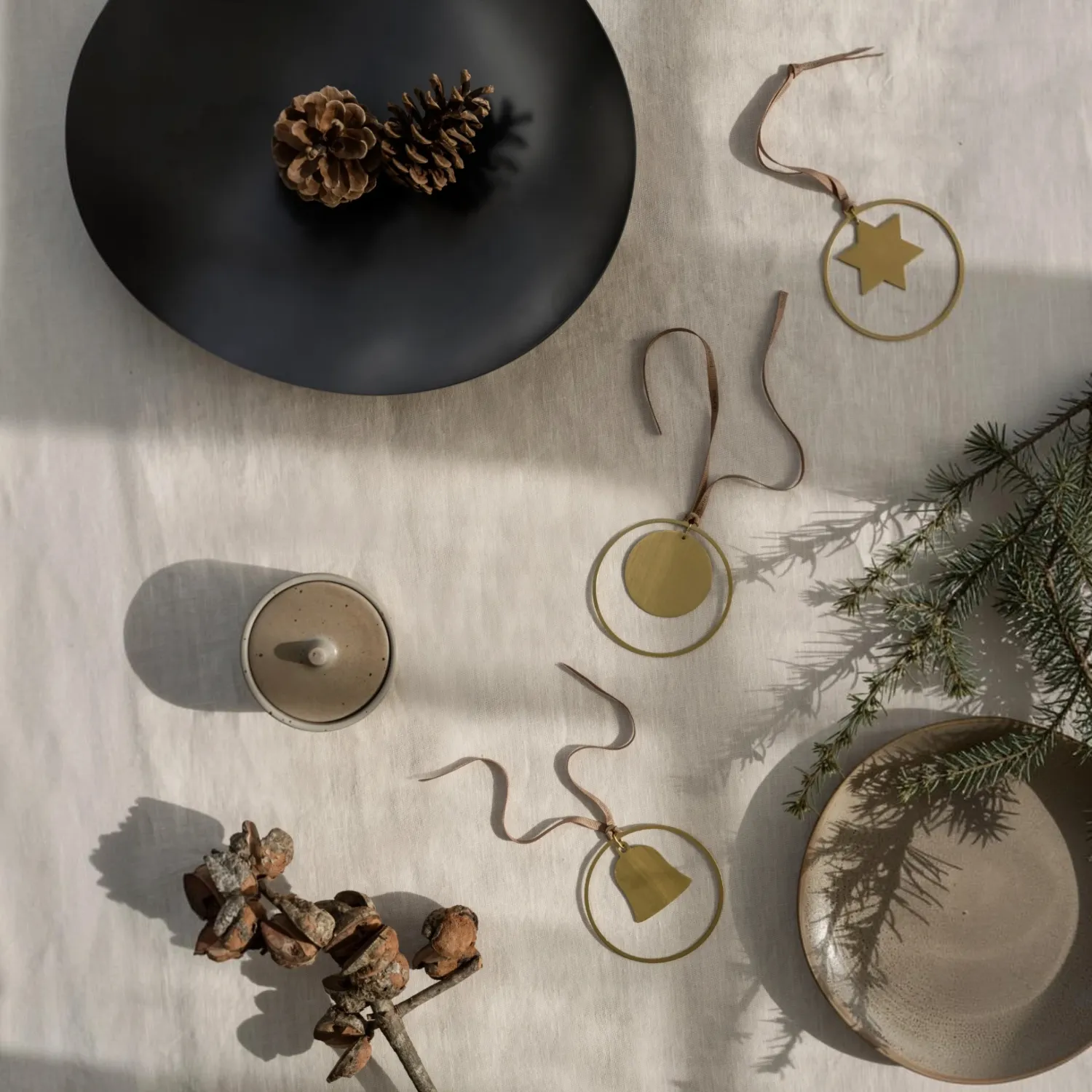 blomus - KITAI Weihnachtsschmuck Sterne 4er-Set gold