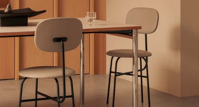 Audo Tisch Co Tisch mit Stühlen