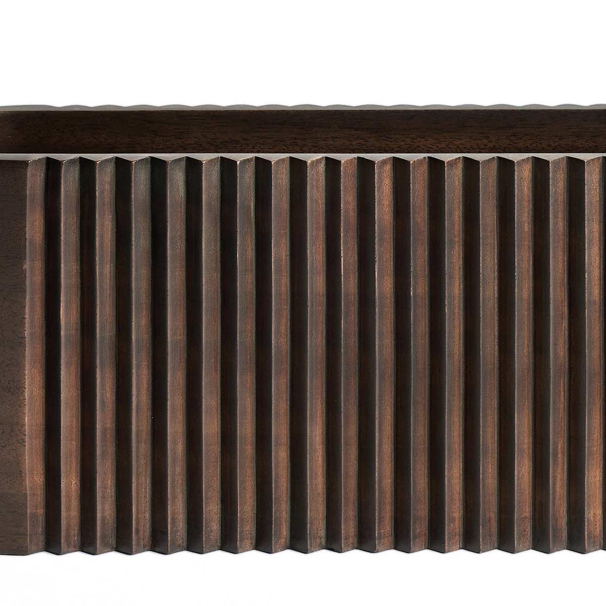 29624 ethnicraft carlo massoud london freisteller close up 87046