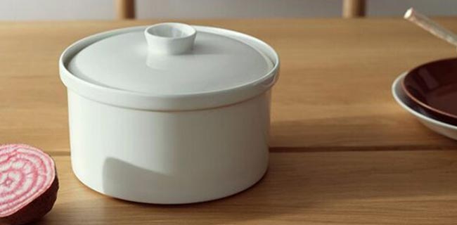 iittala Töpfe Teema Topf auf Tisch