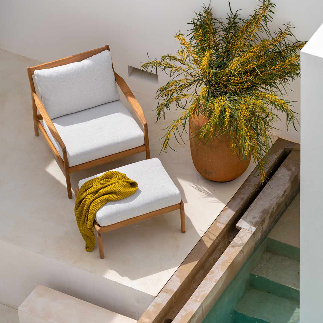 ethnicraft stoff 1250 natural jack gartensessel 1 sitzer mit hocker lifestyle 85593