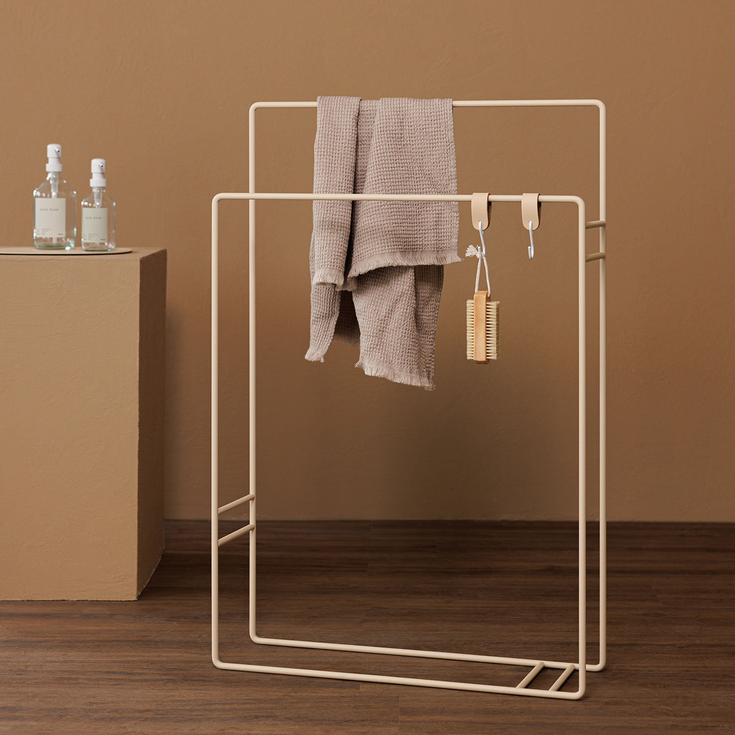 Metallbude - Delaya Handtuchständer schwarz