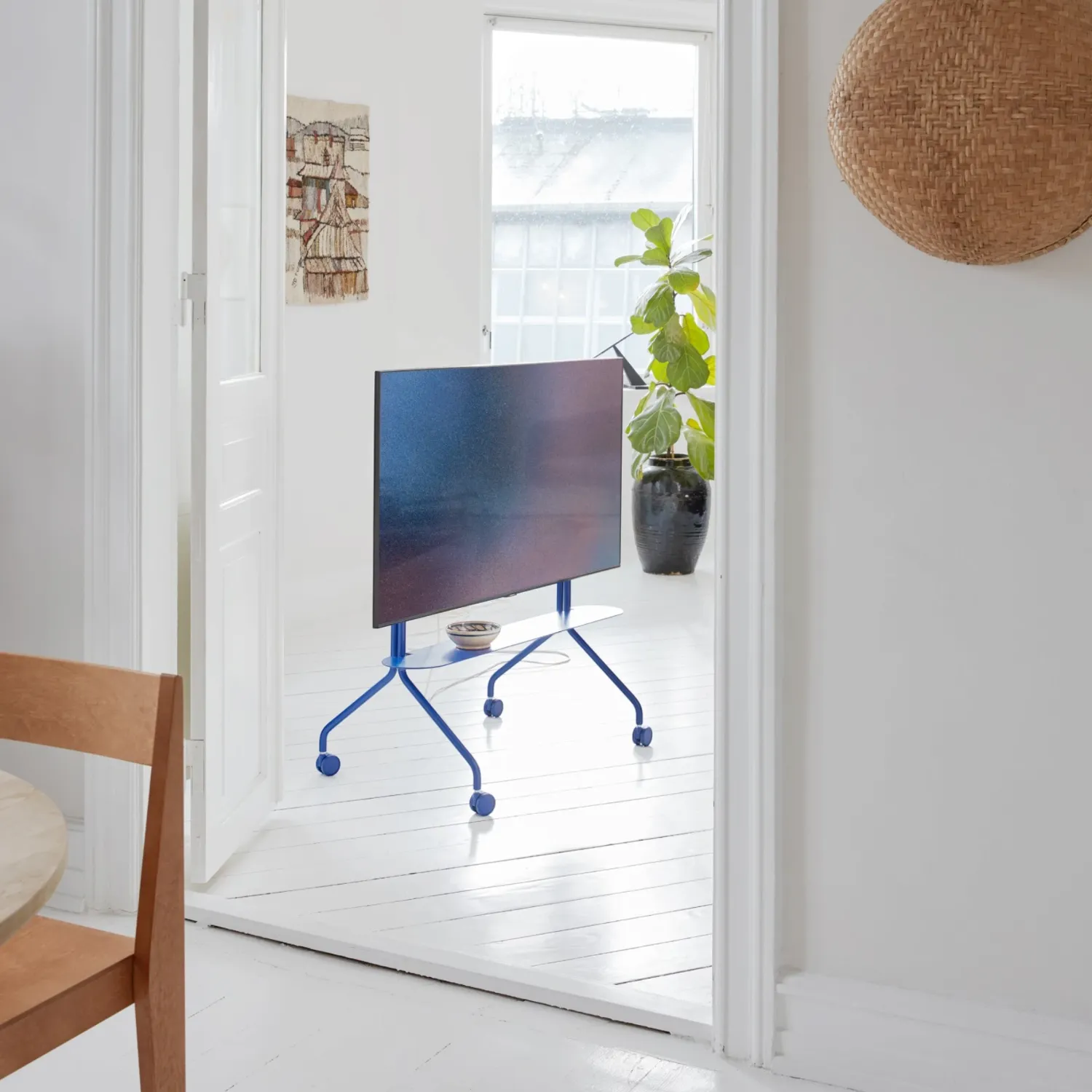 Pedestal - Moon Shelf chrome