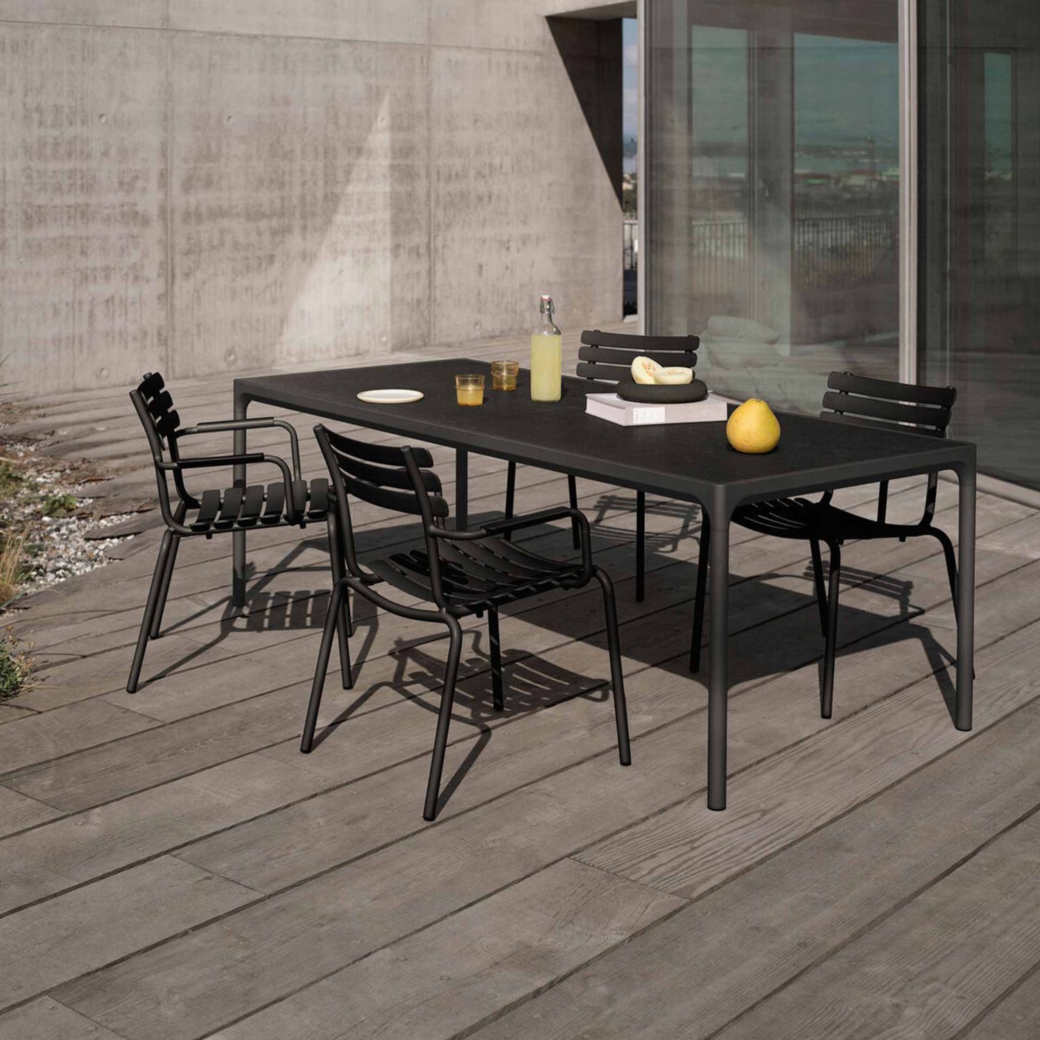 HOUE - Four Ceramic Tisch 160x90 cm shell