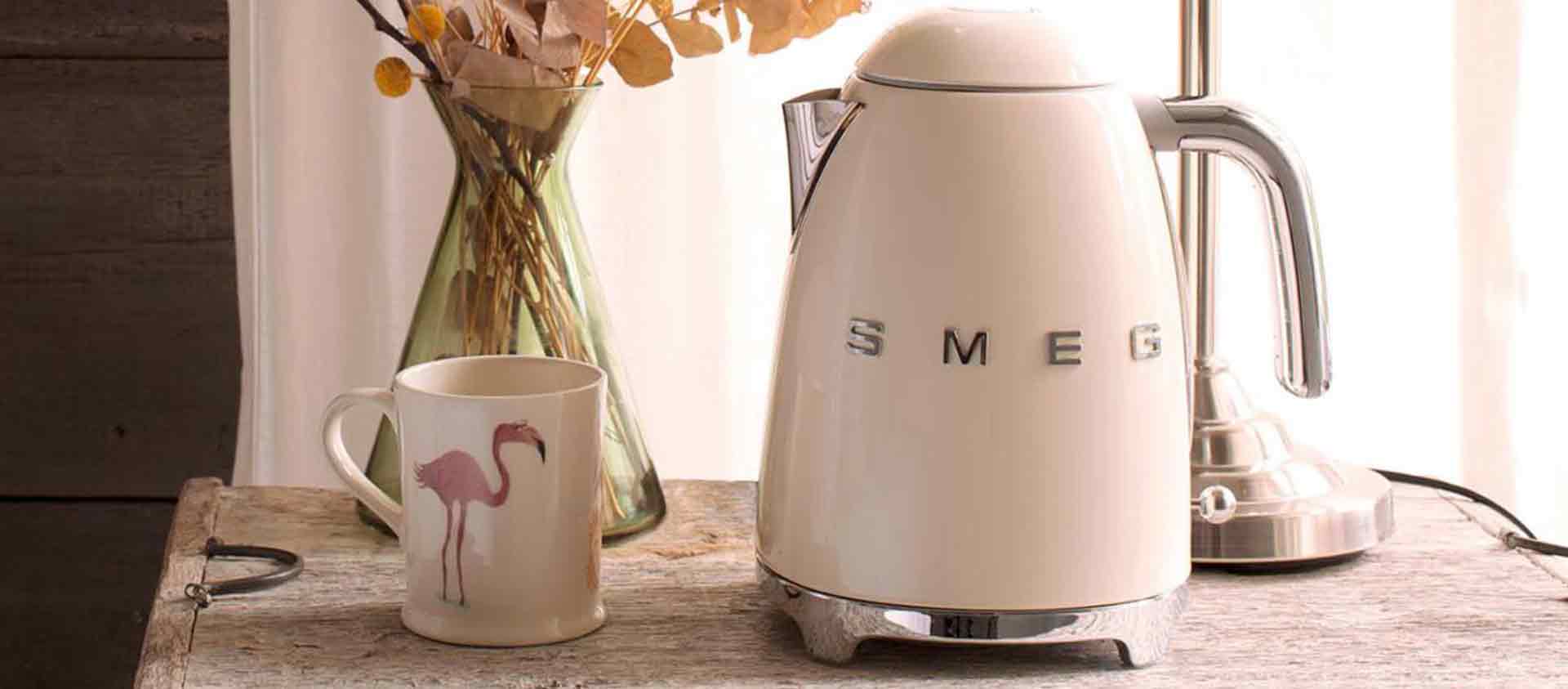 Kategorie Headerbanner Marken Smeg Wasserkocher