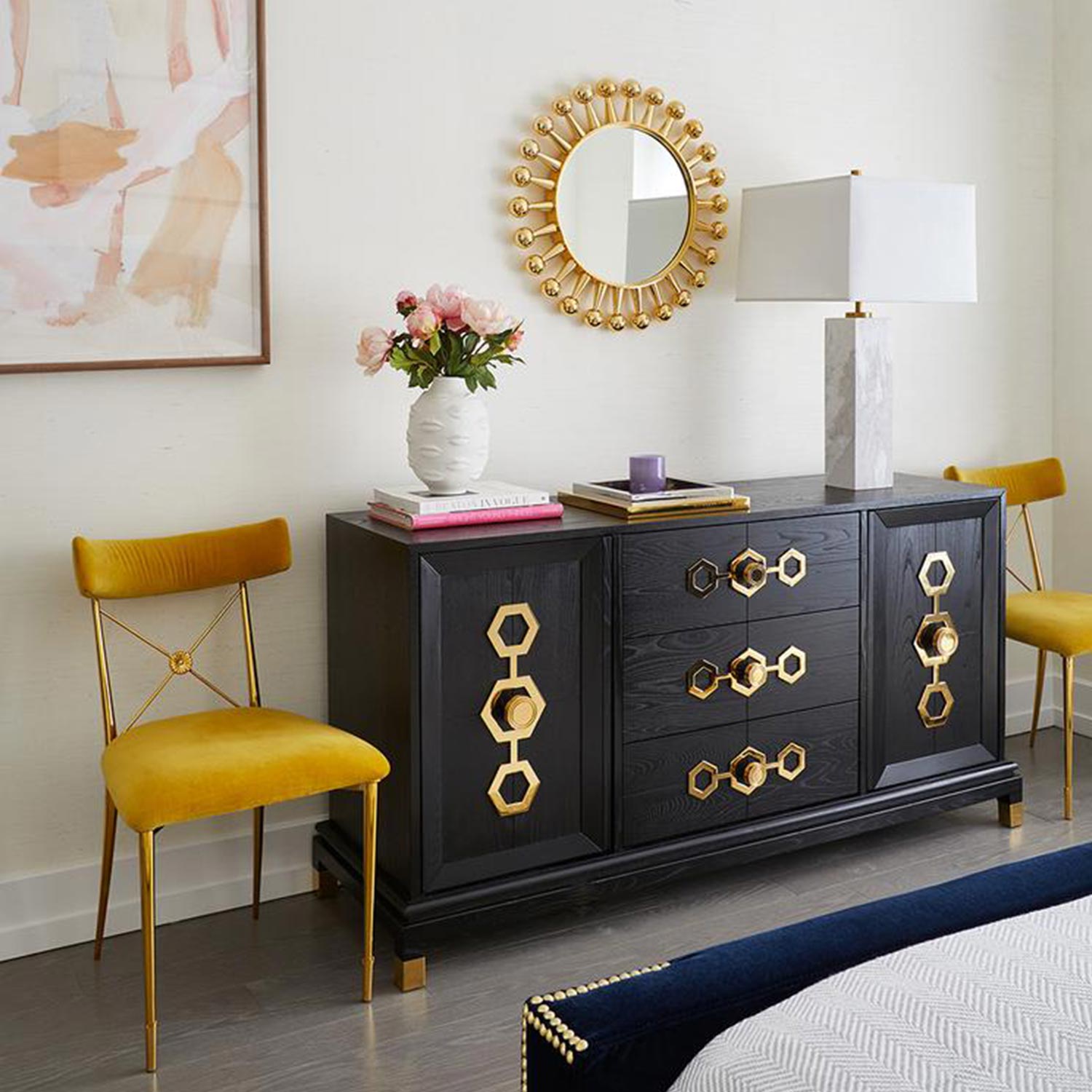 jonathan adler muse round gala vase weiss 62330