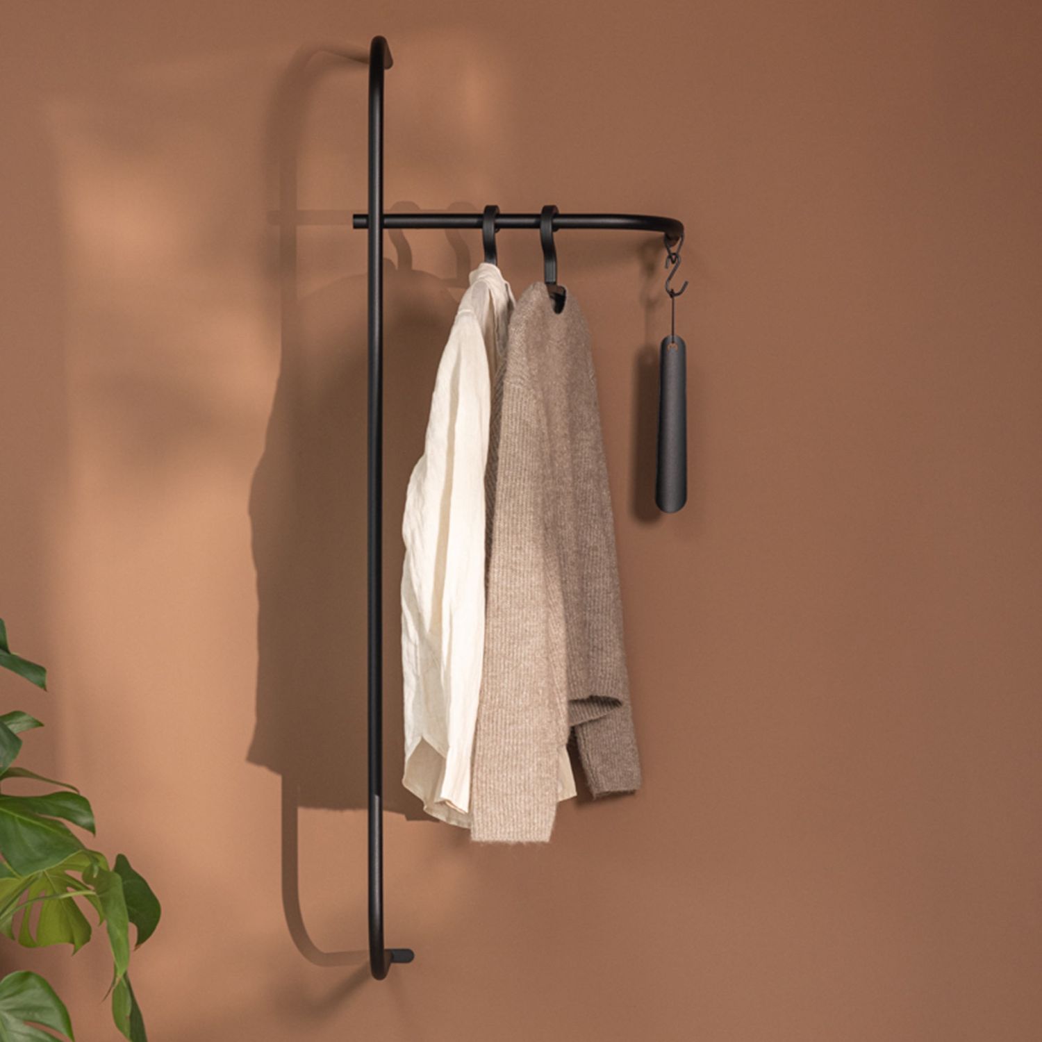 Metallbude - Tamina Garderobe schwarz