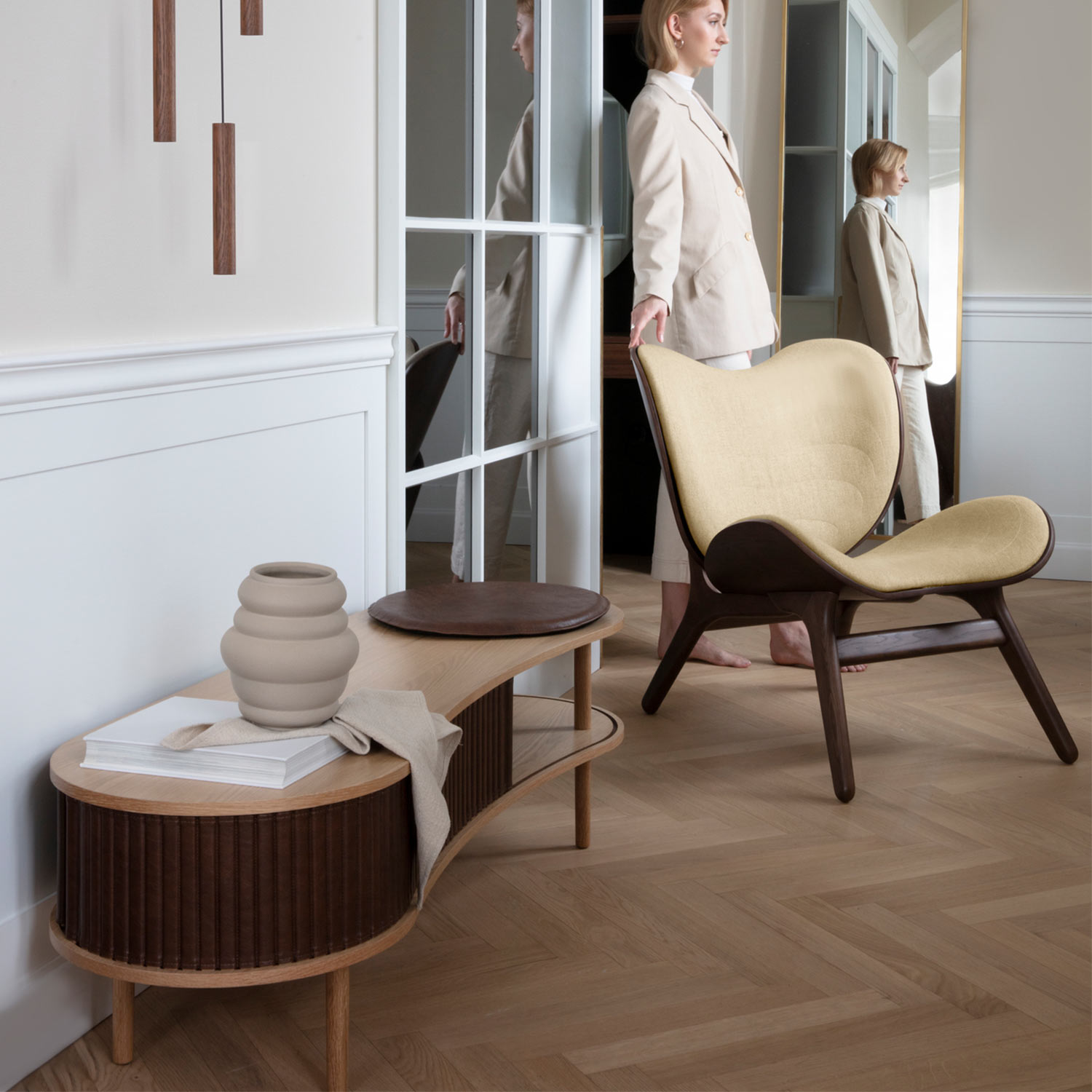 umage audacious tv bank conversation piece 75471