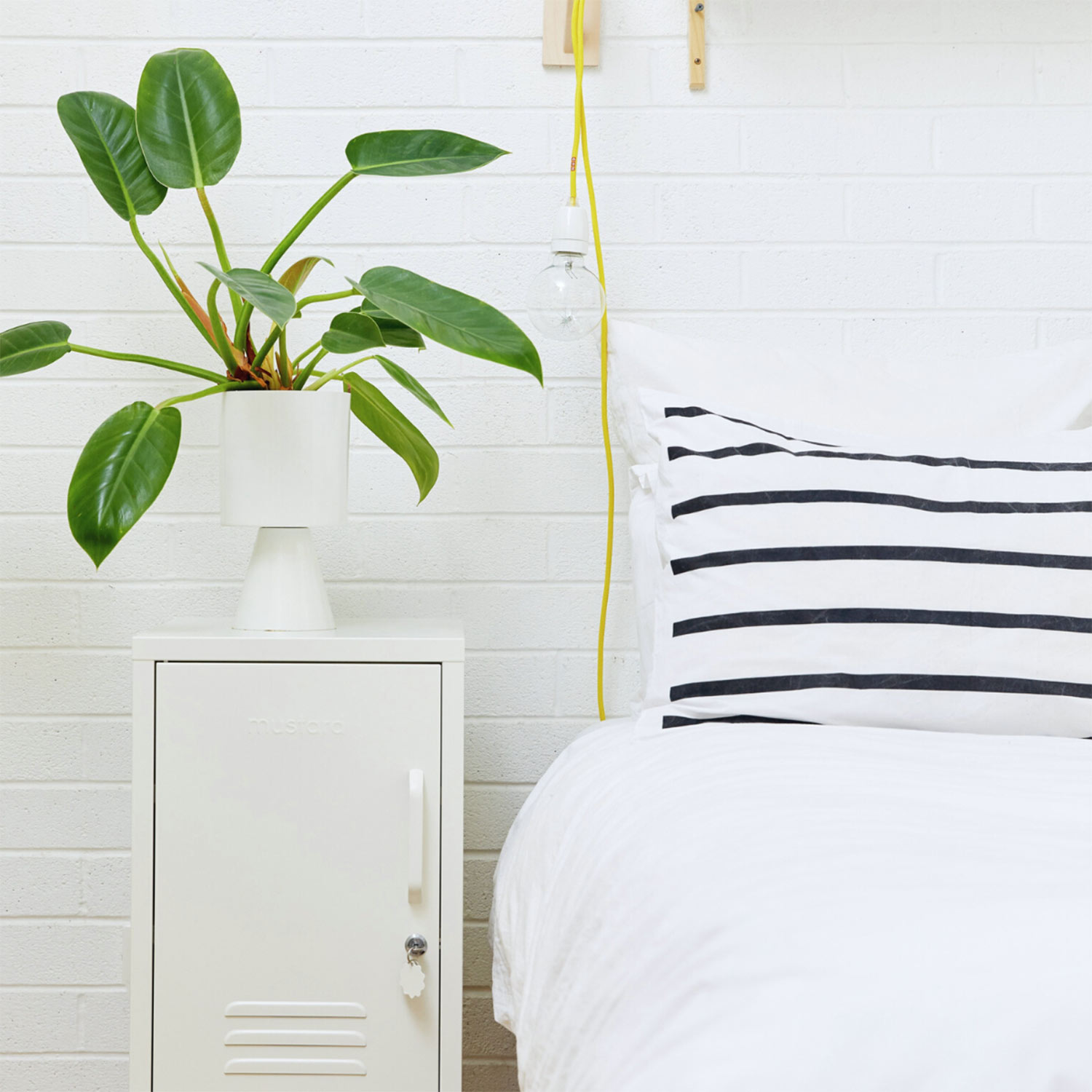 mustard made the shorty white bett 96496