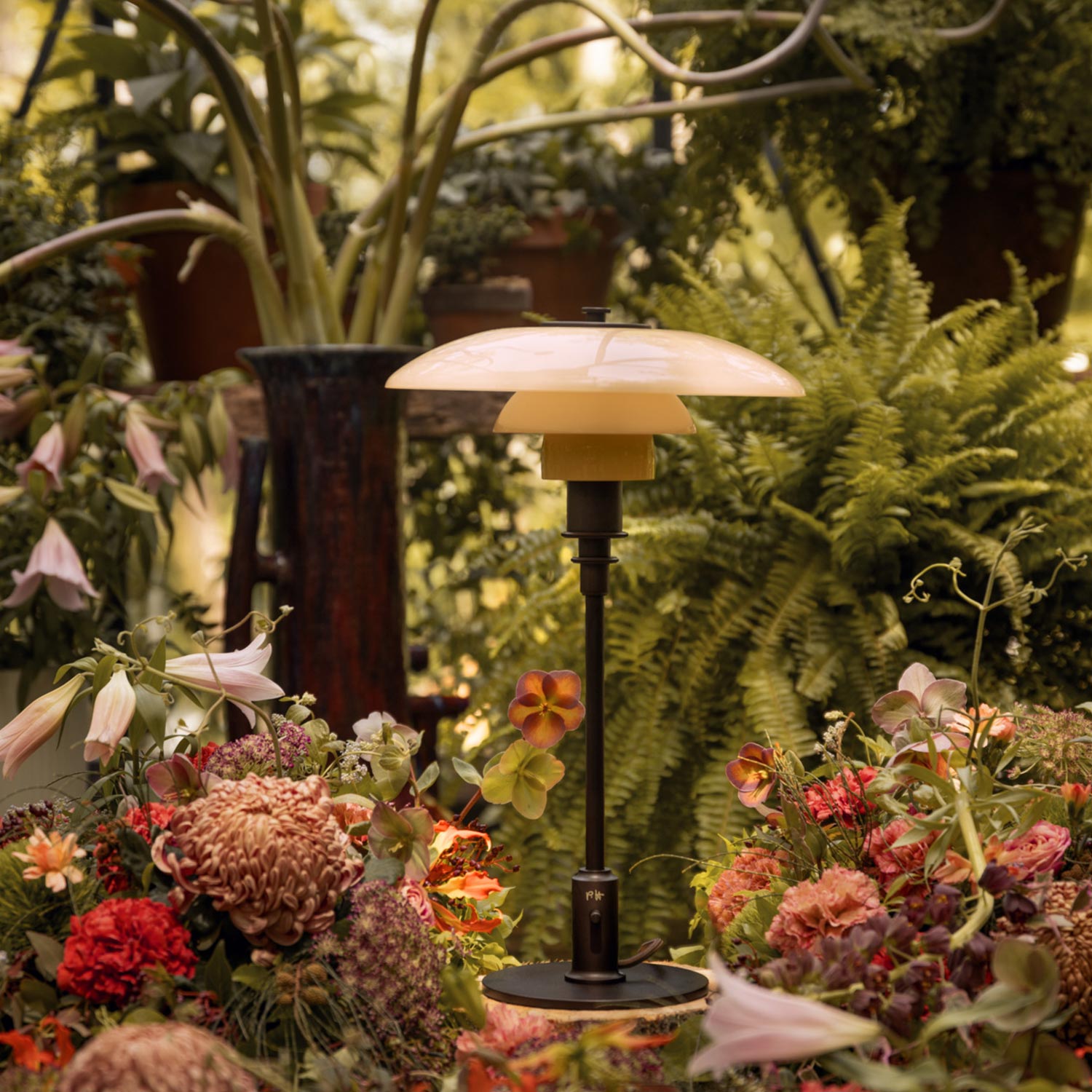 Louis Poulsen - PH 3/2 Tischlampe Limited Edition