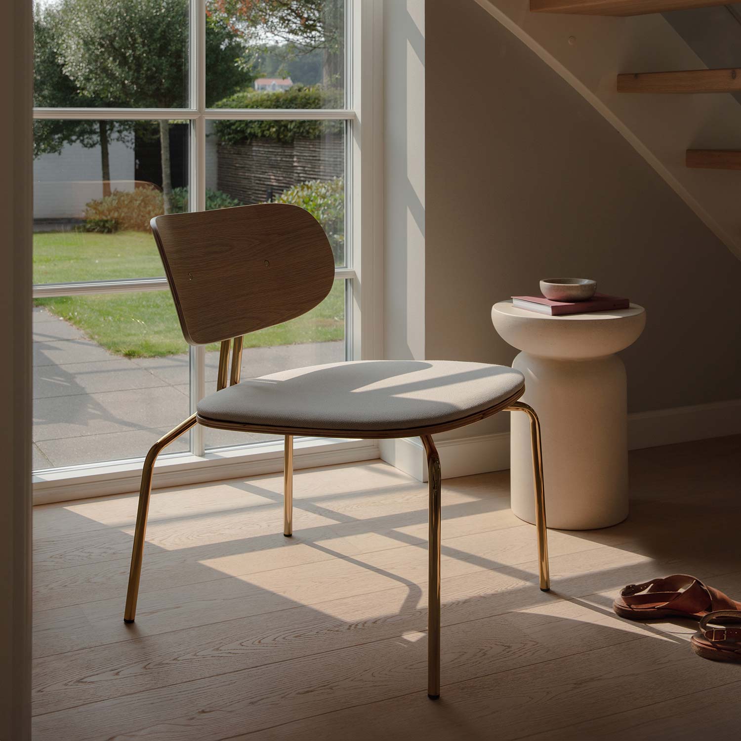 umage curios lounge chair 106351