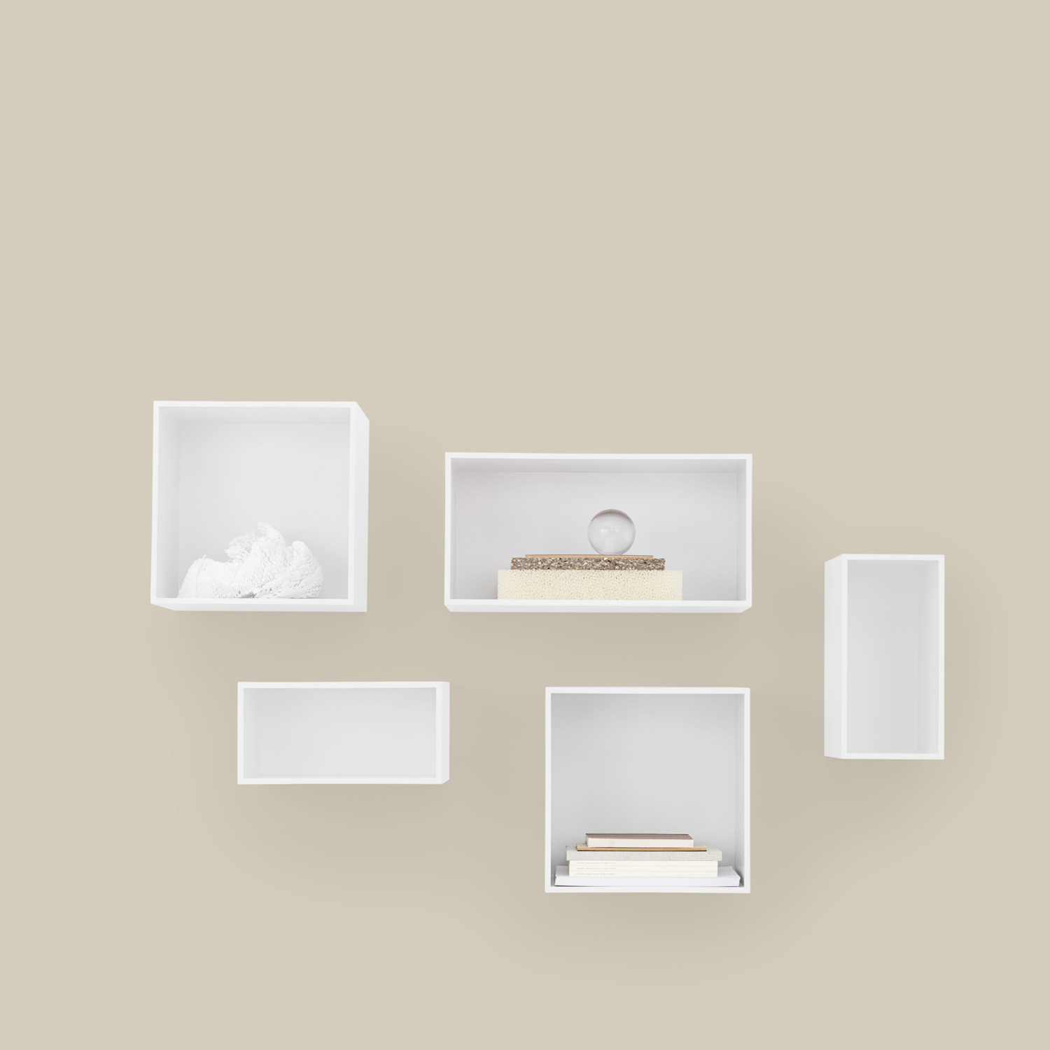 5952 en mini stacked solution 1 white styling cb muuto 102833