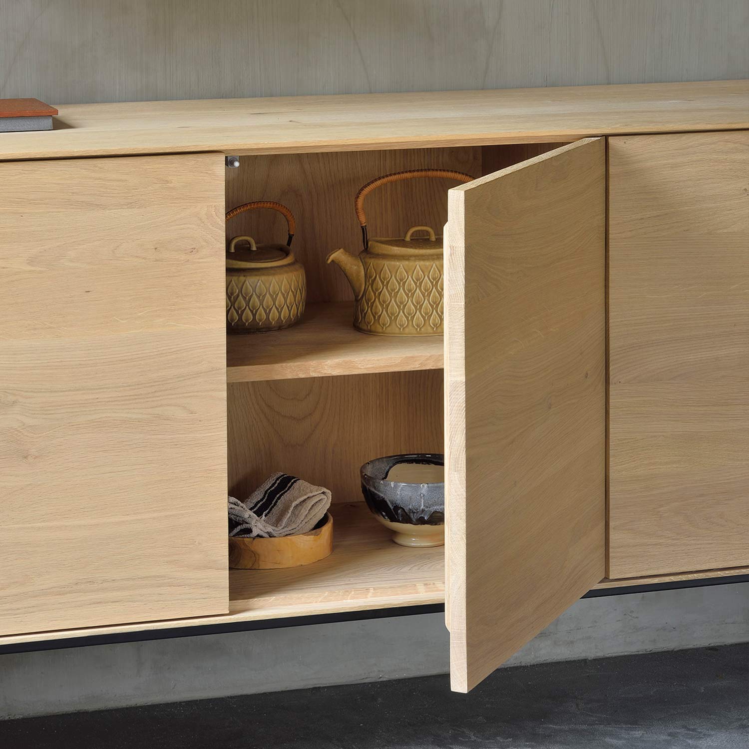 ethnicraft whitebird anrichte ambiente klein offene tuer 84217